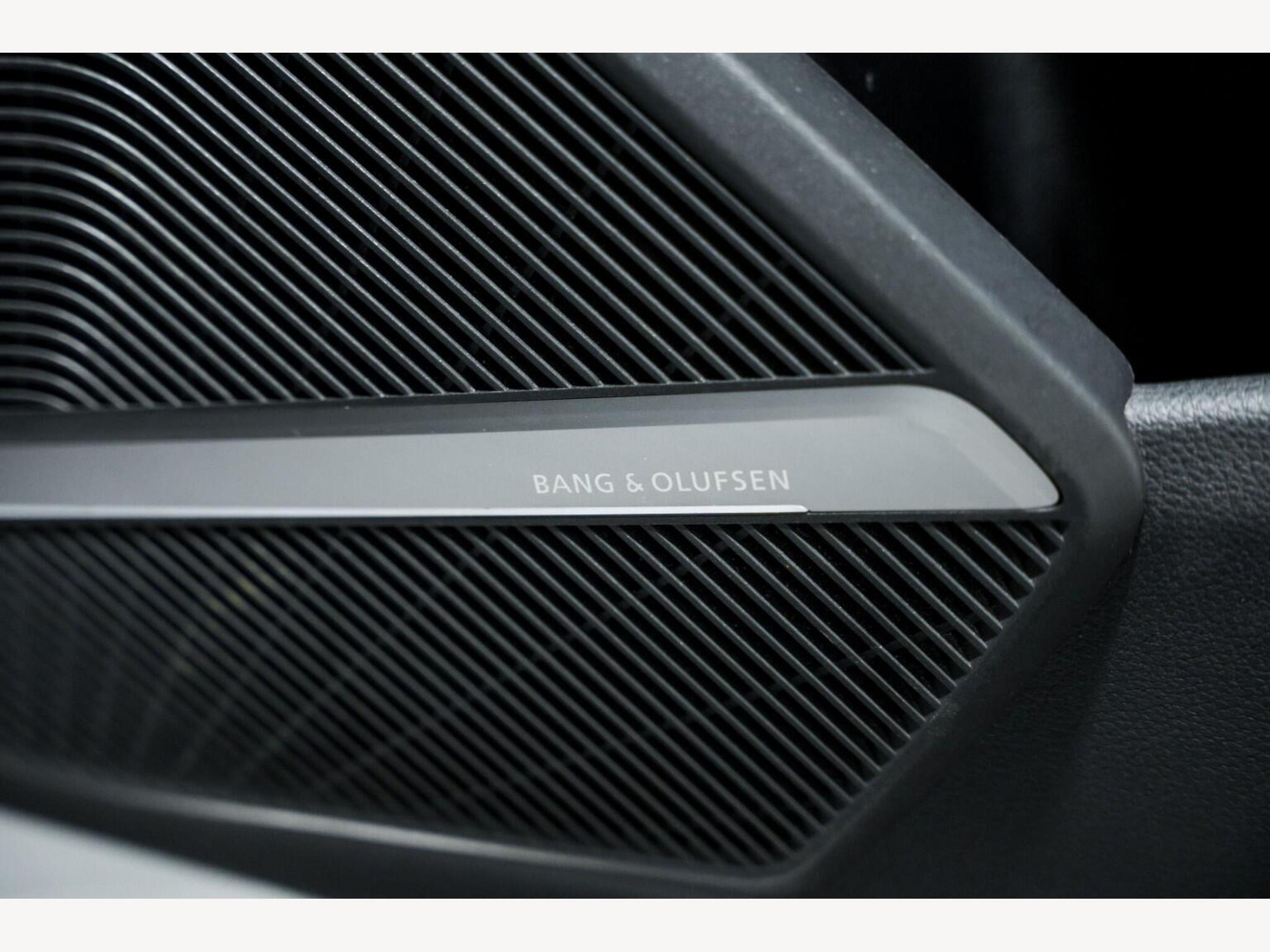 2019 Audi Q5 image 17