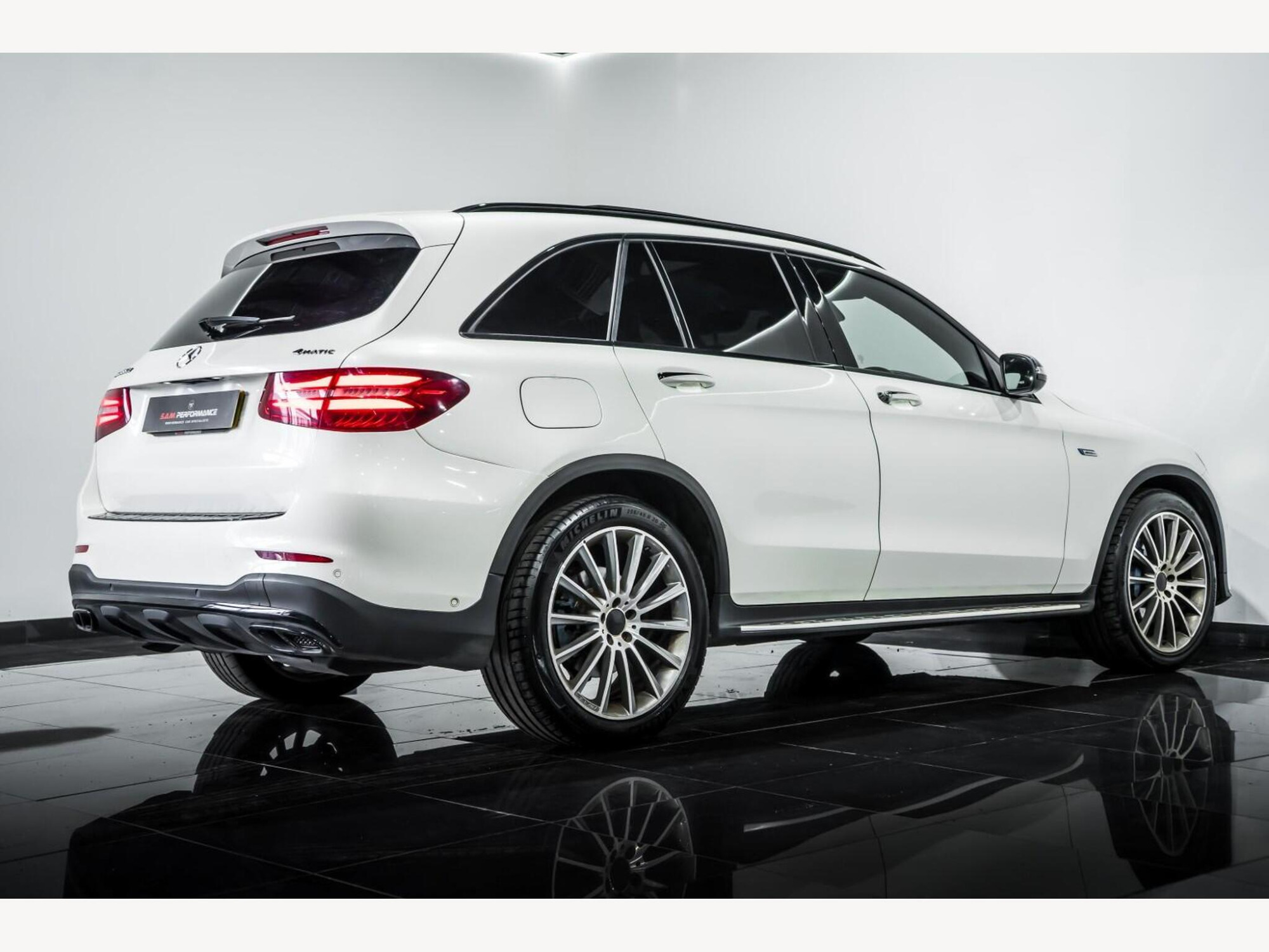 2018 Mercedes-Benz GLC image 6