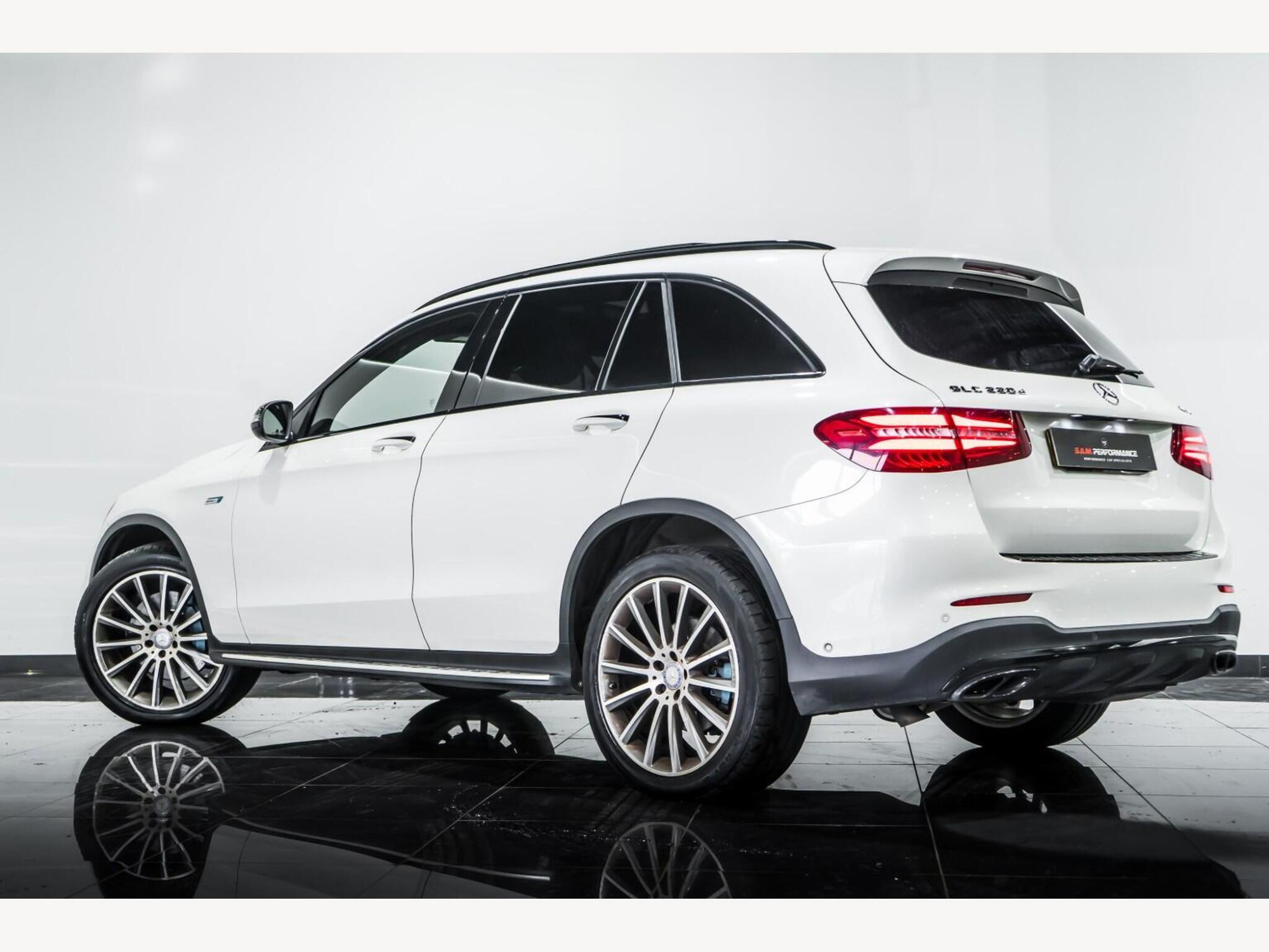 2018 Mercedes-Benz GLC image 4