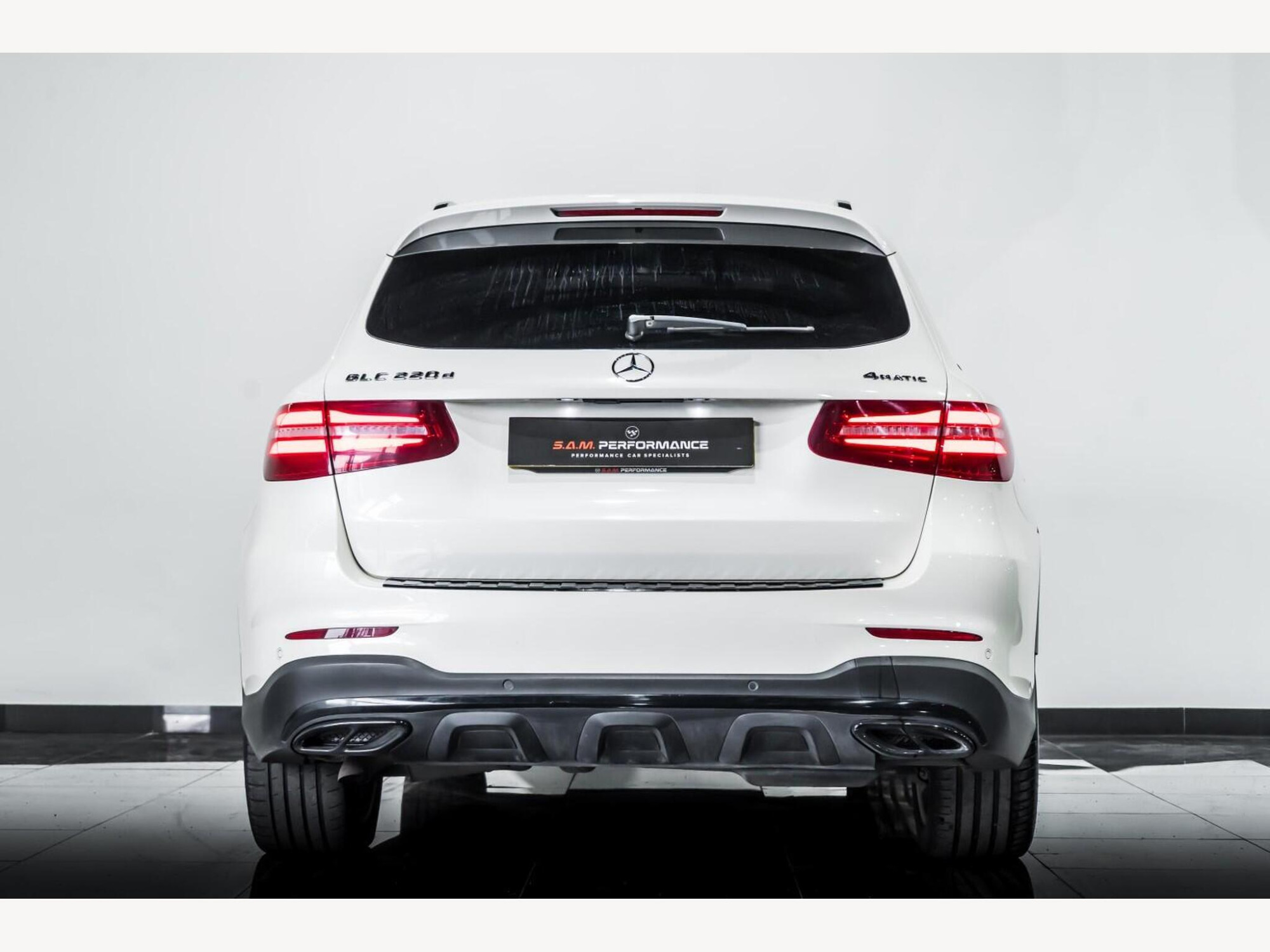 2018 Mercedes-Benz GLC image 8