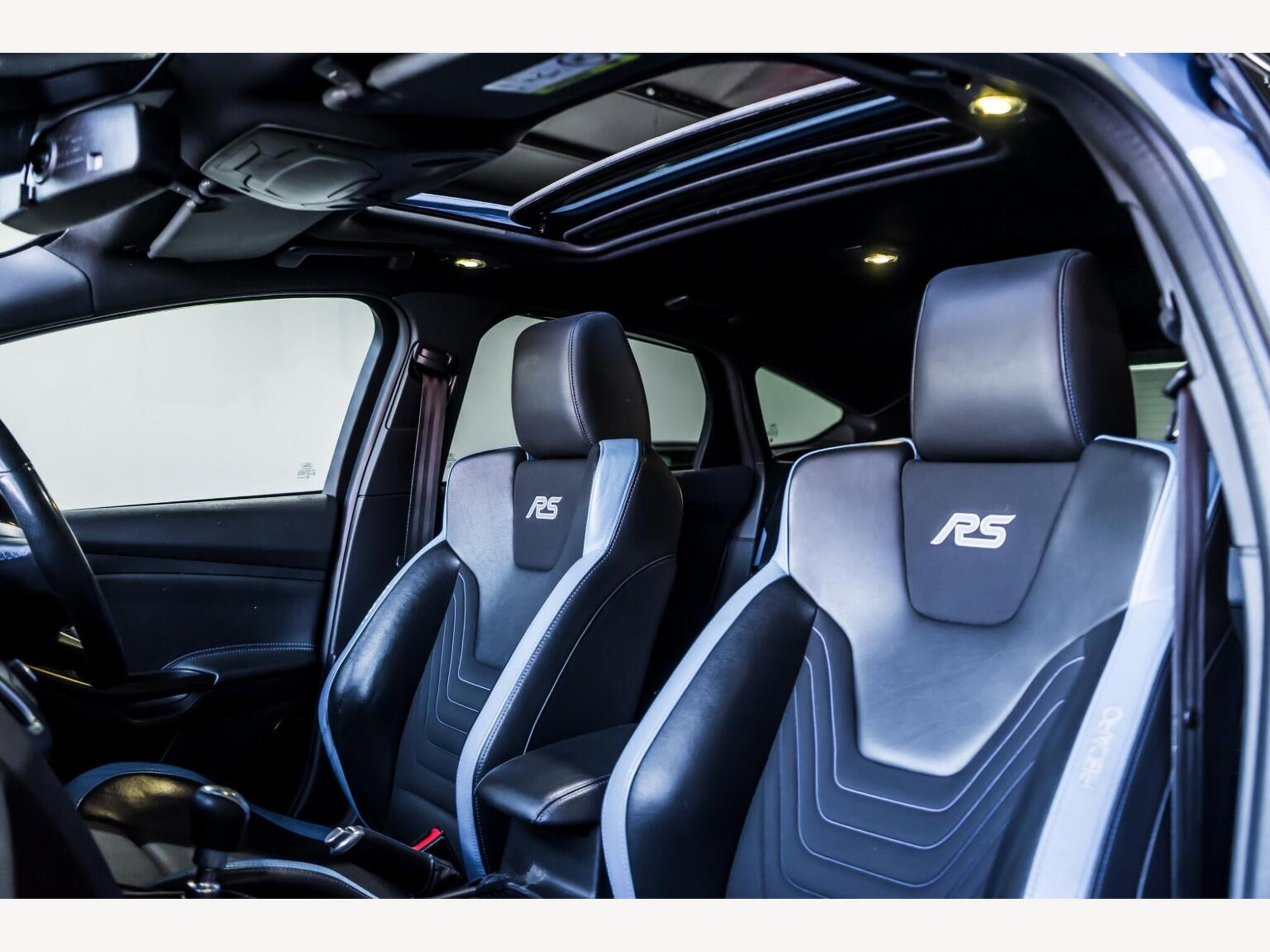 2016 Ford FOCUS image 13