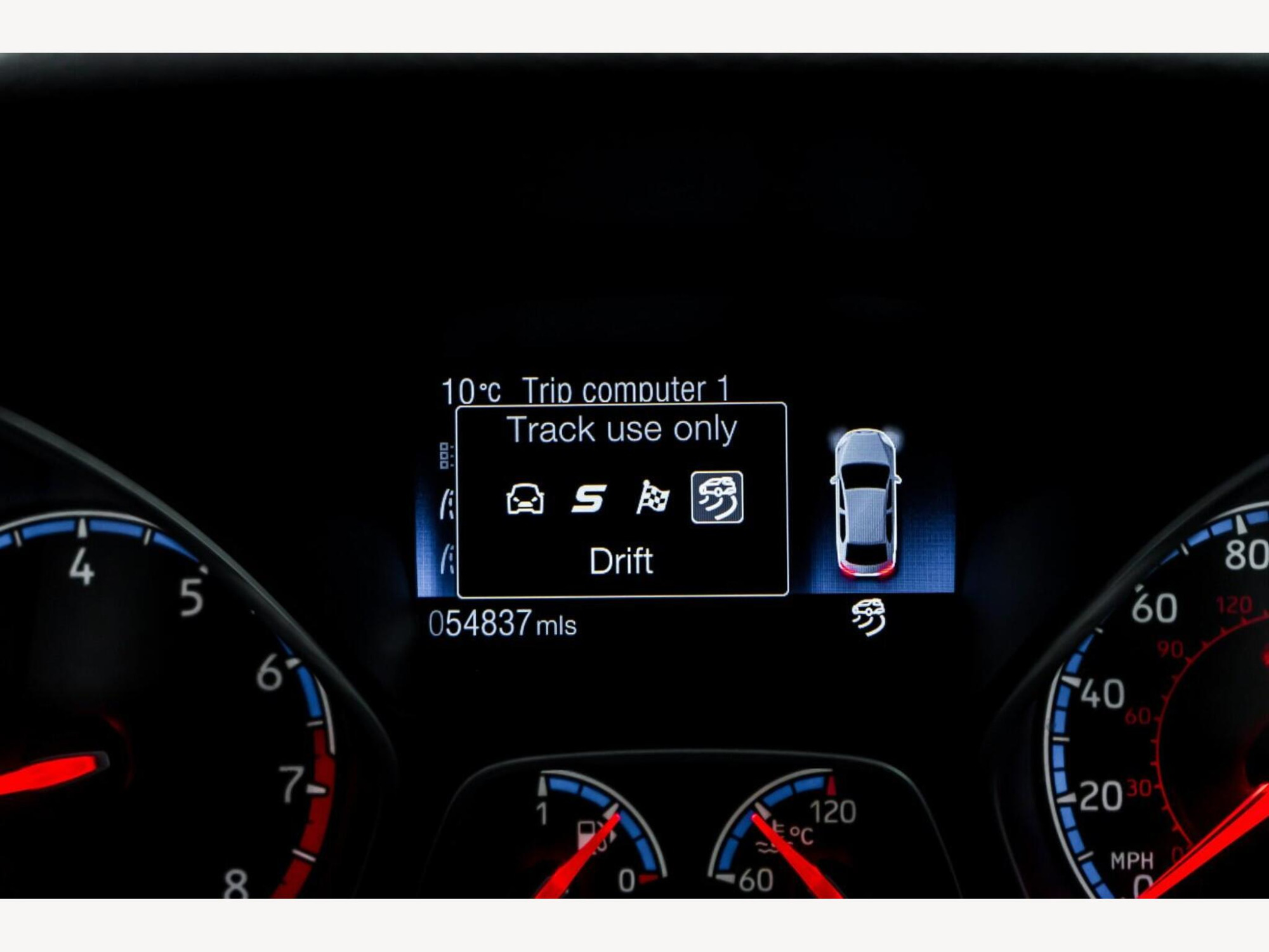 2016 Ford FOCUS image 17