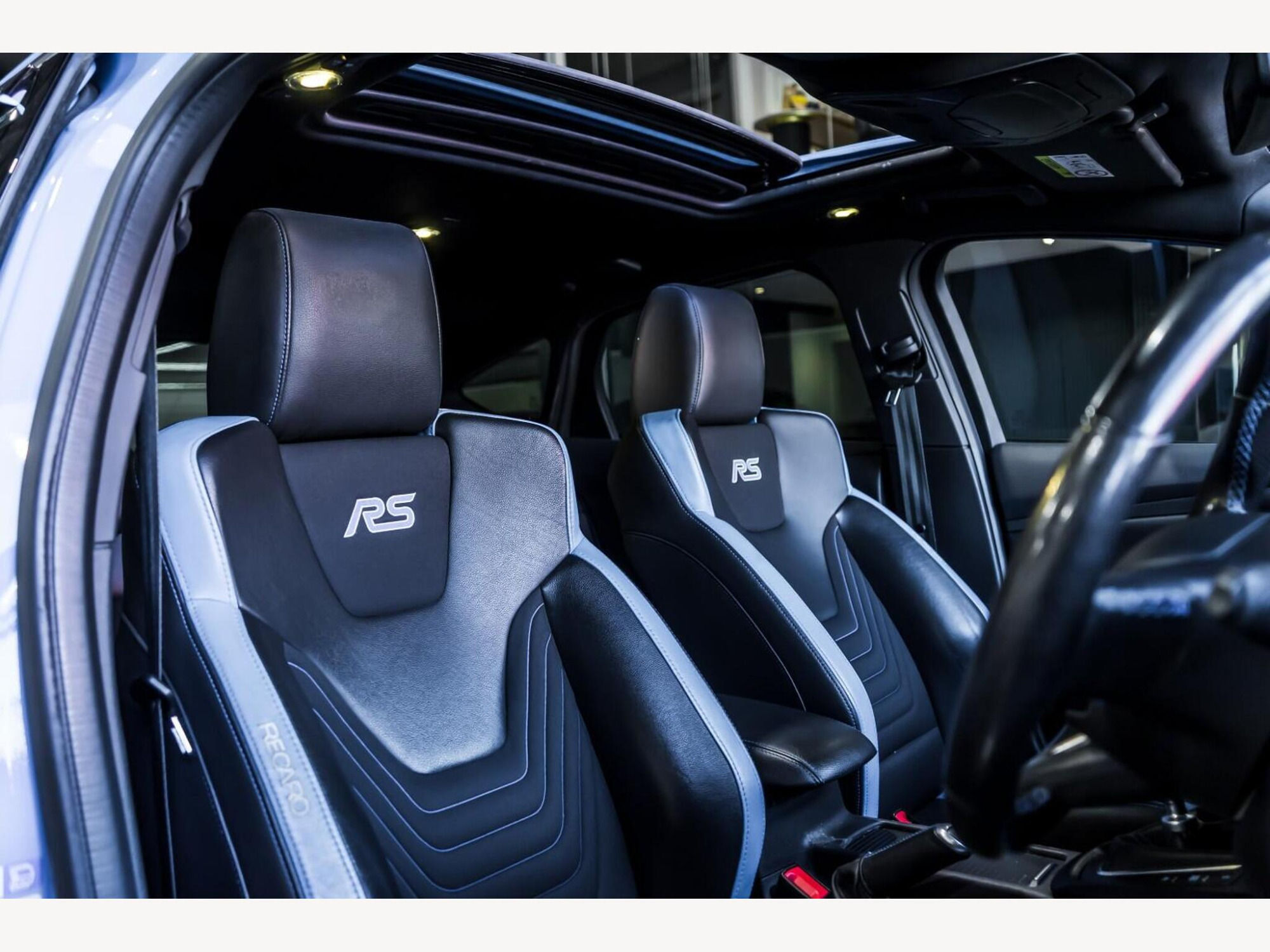 2016 Ford FOCUS image 12