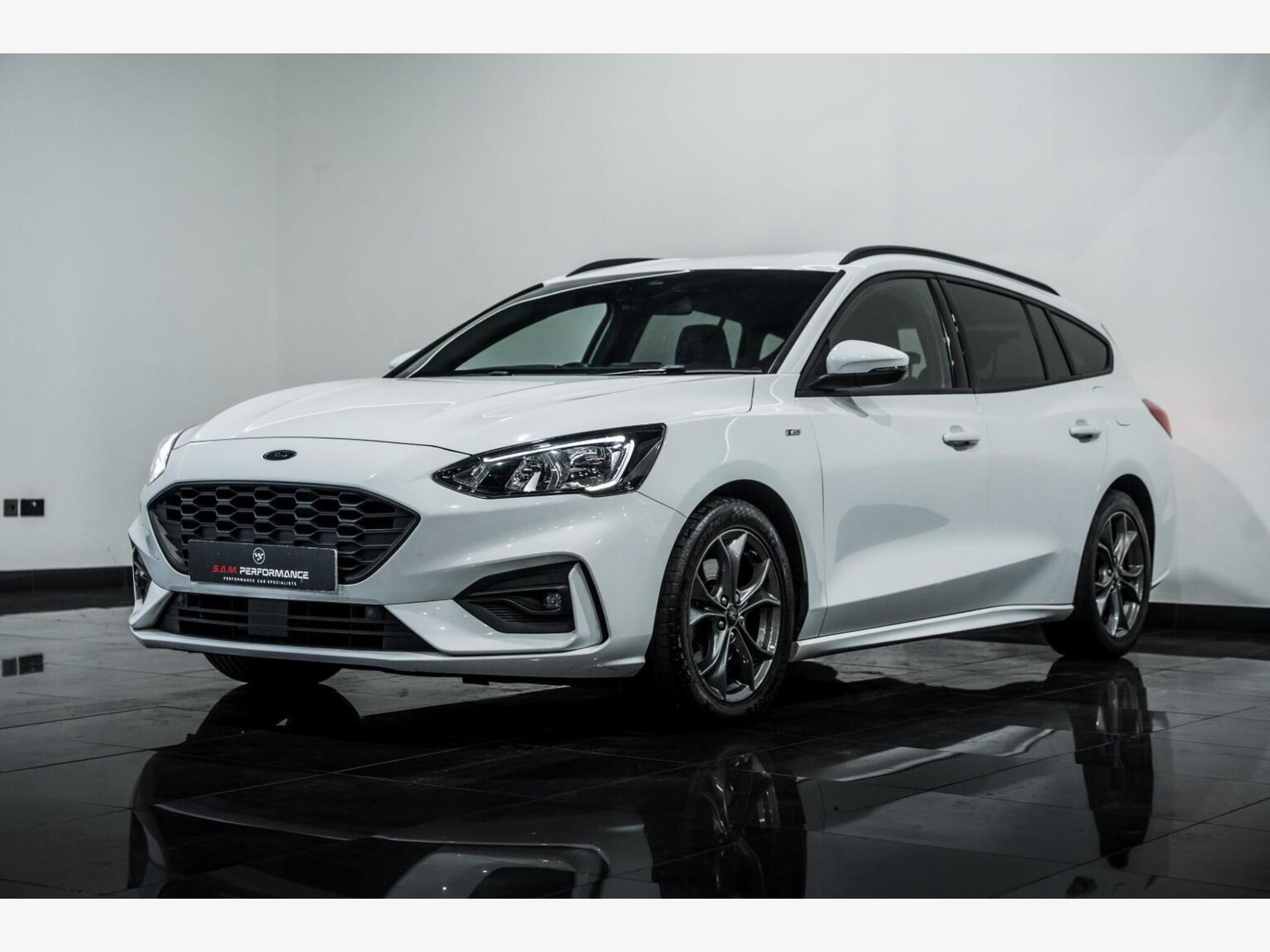 2019 Ford FOCUS image 4