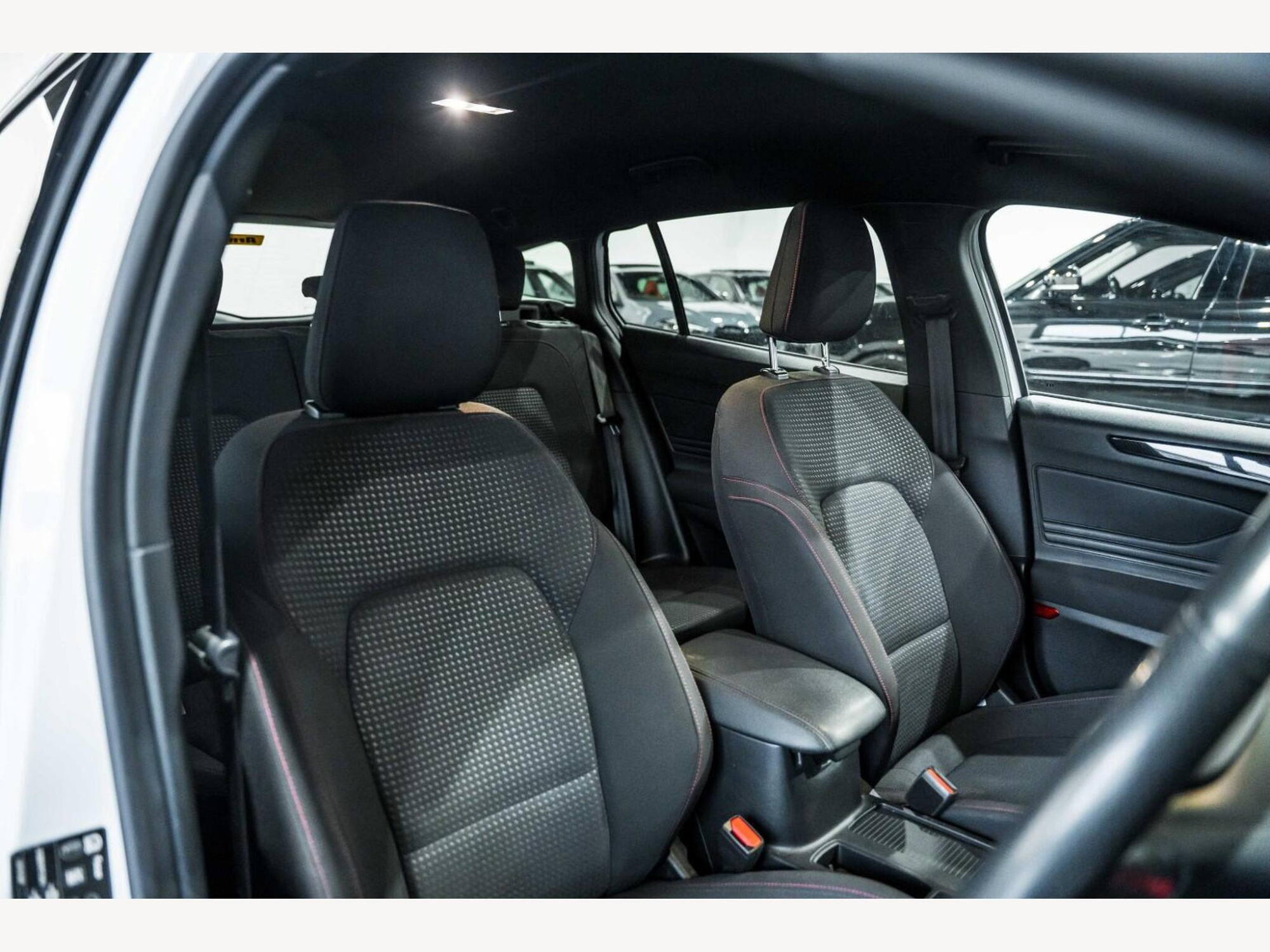 2019 Ford FOCUS image 10