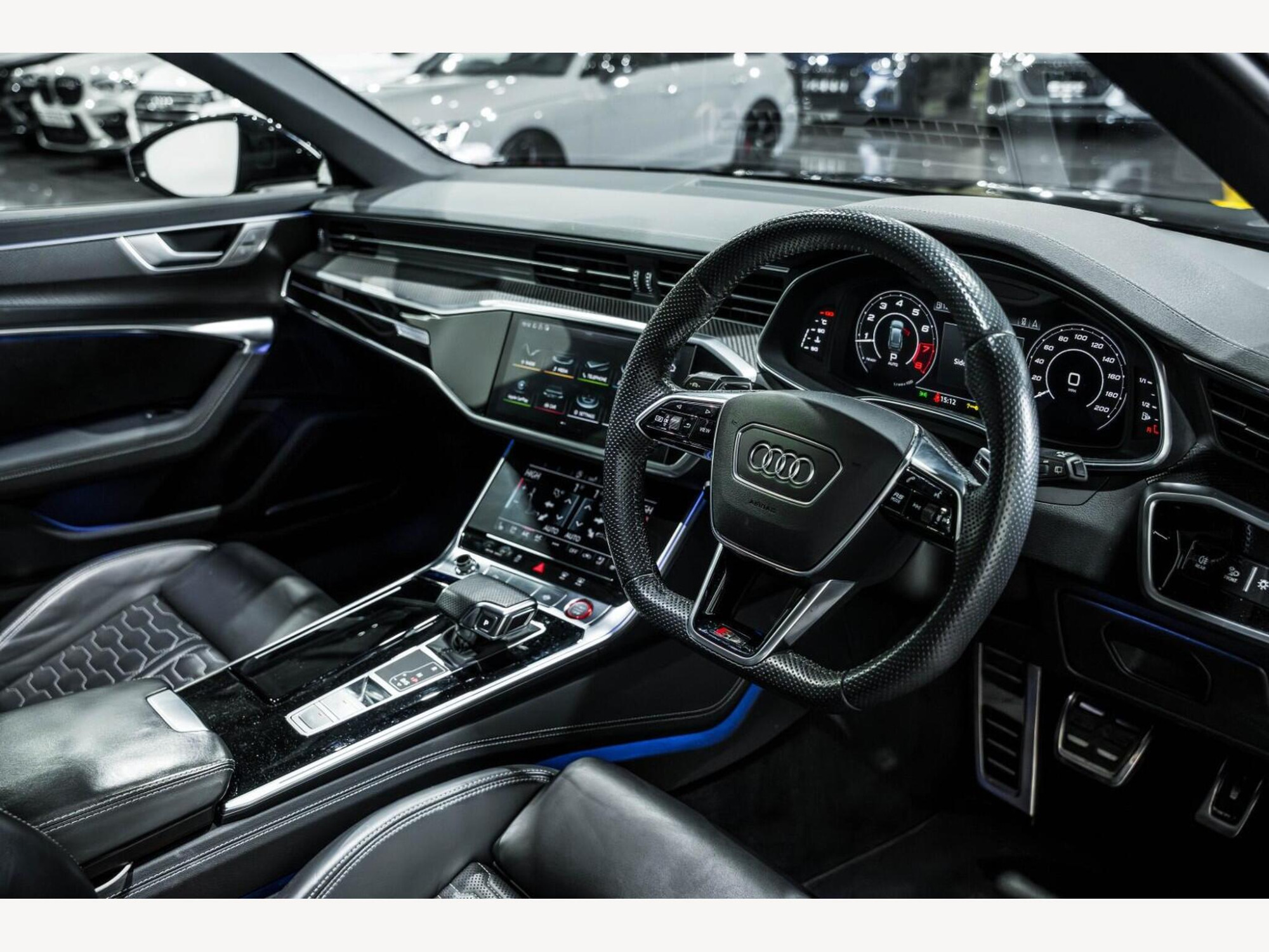 2020 Audi RS6 AVANT image 11