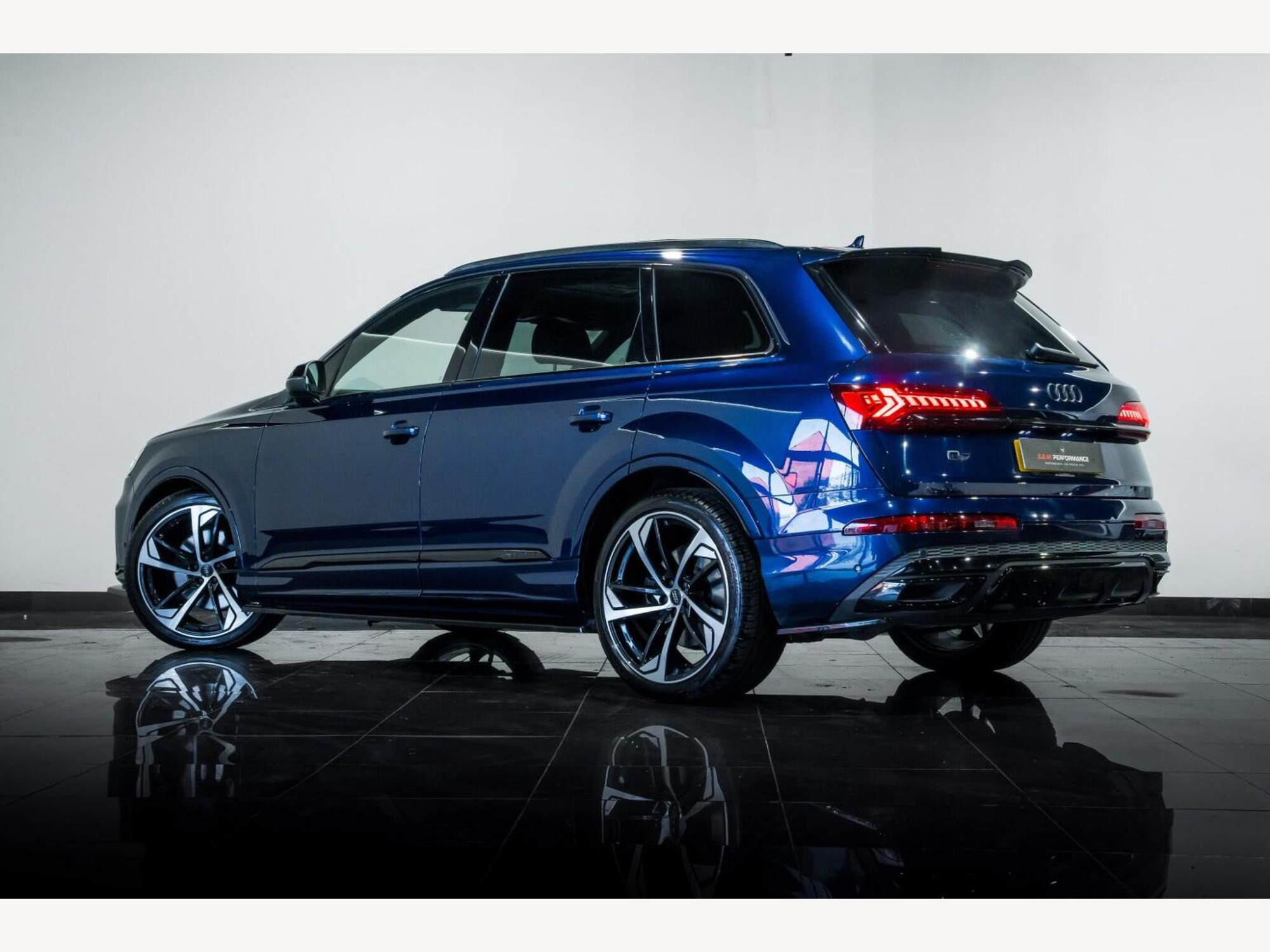 2020 Audi Q7 image 4