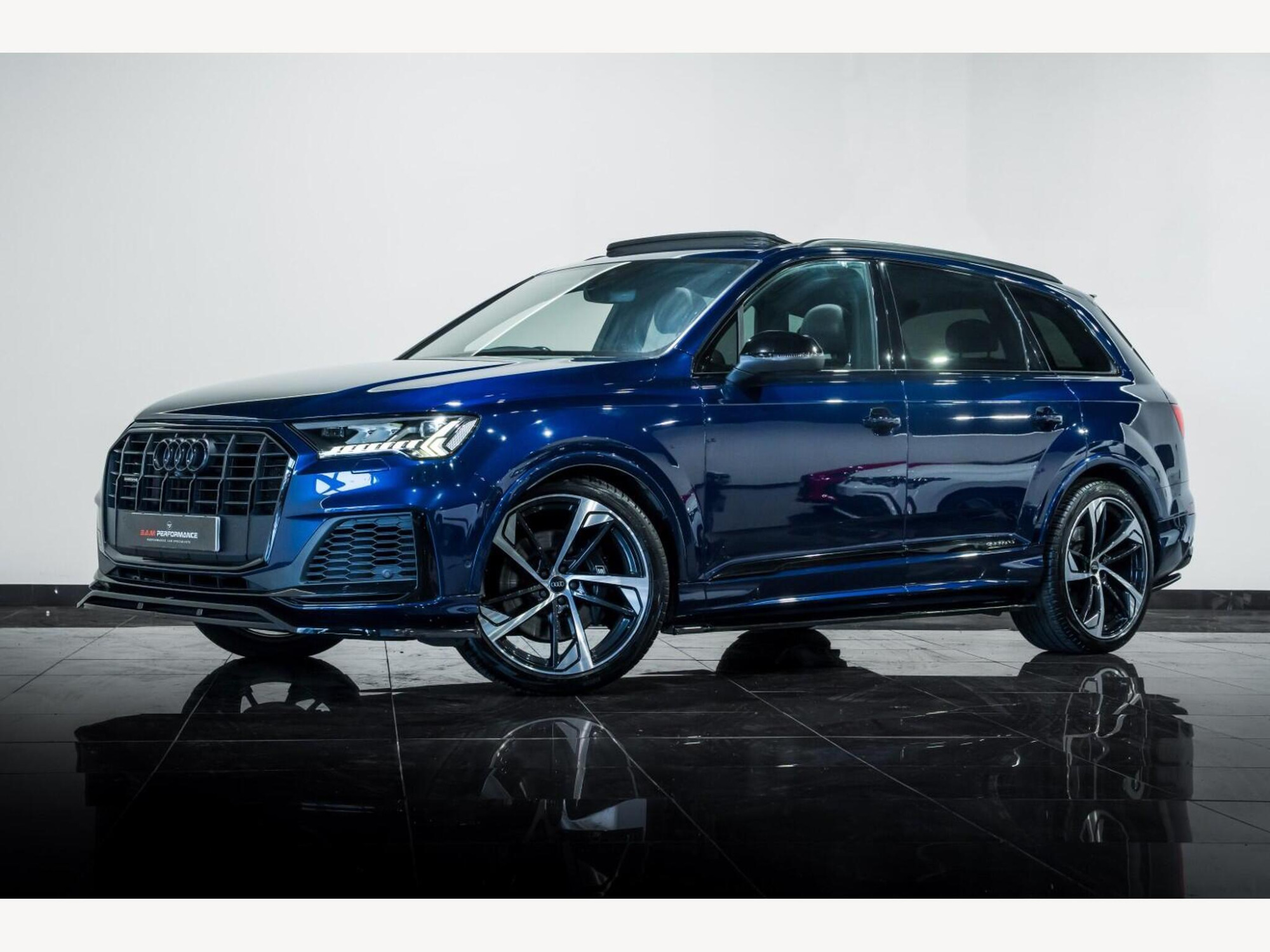 2020 Audi Q7 image 2