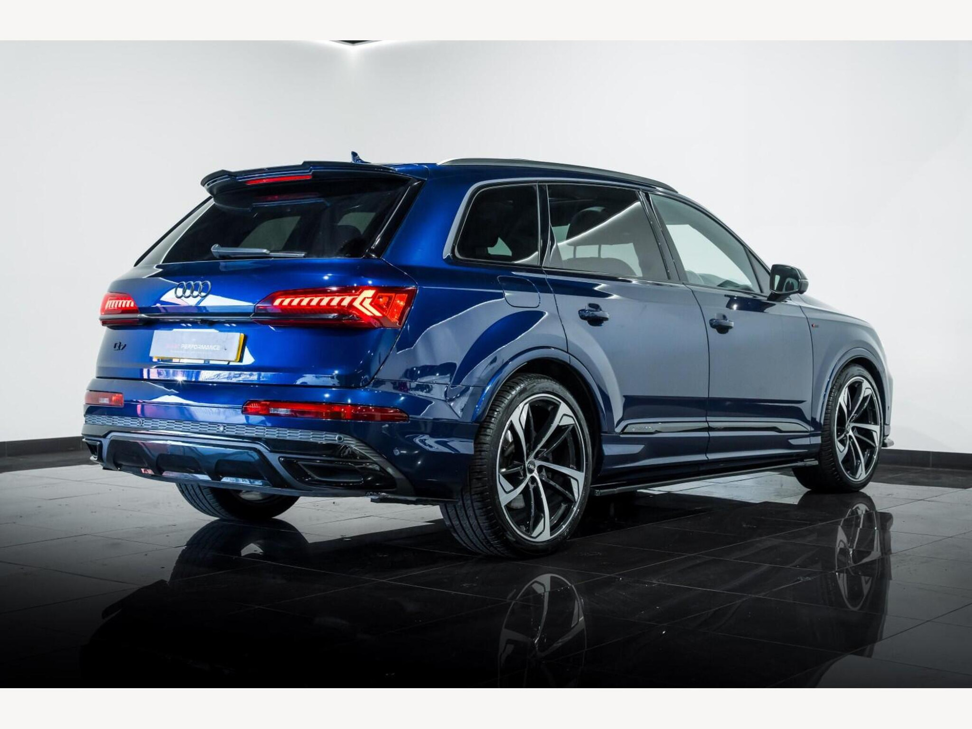2020 Audi Q7 image 6