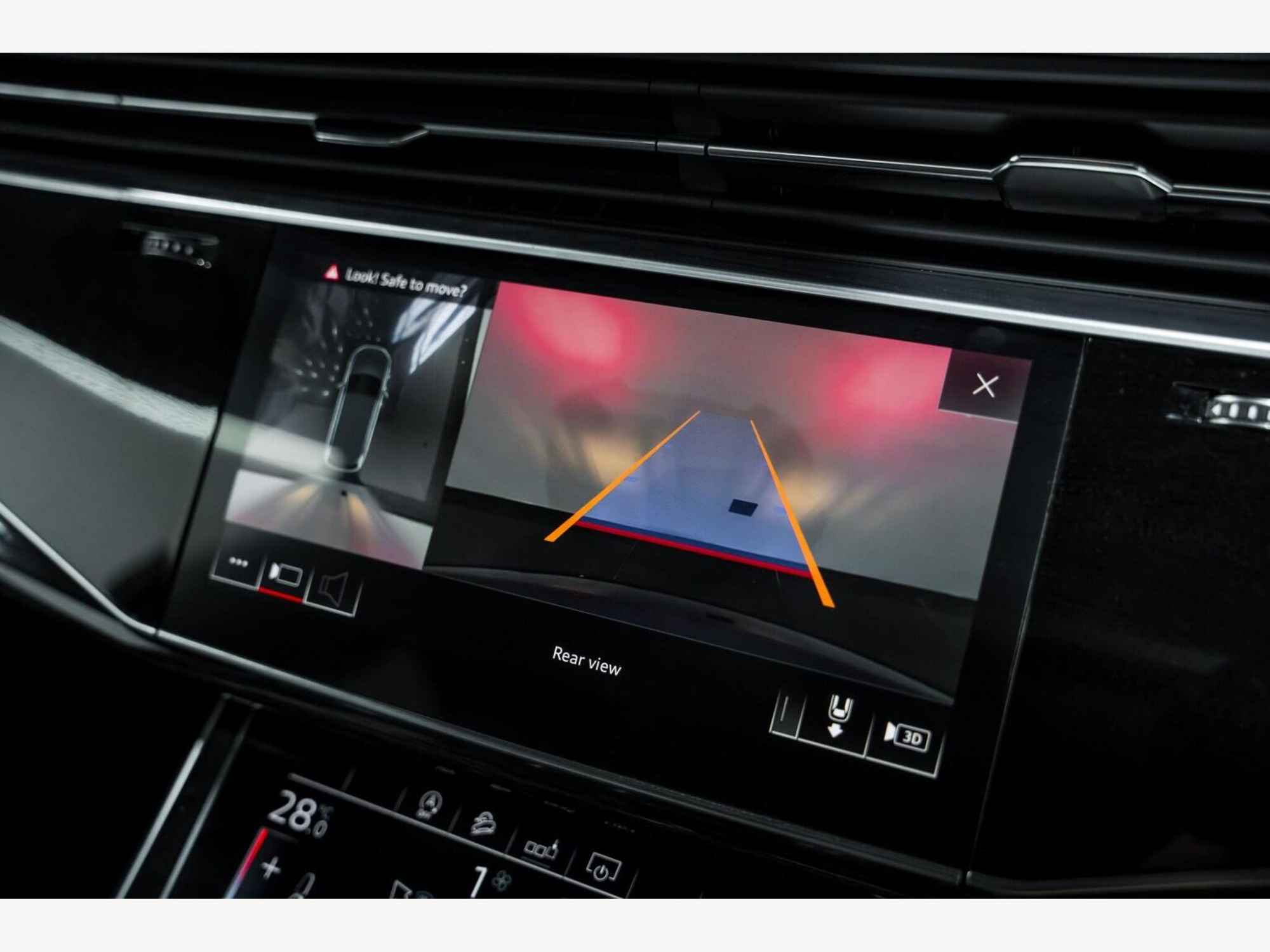2020 Audi Q7 image 21