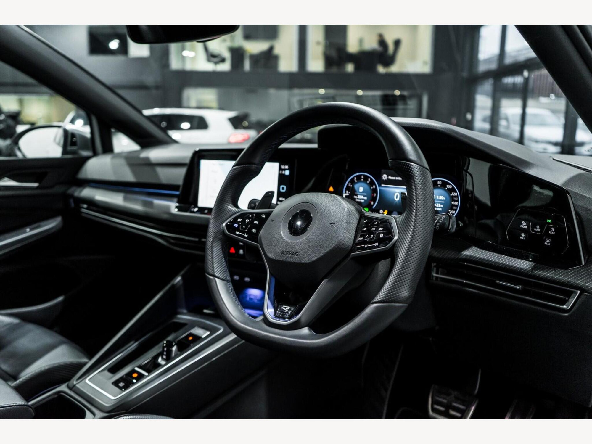 2021 Volkswagen GOLF image 11