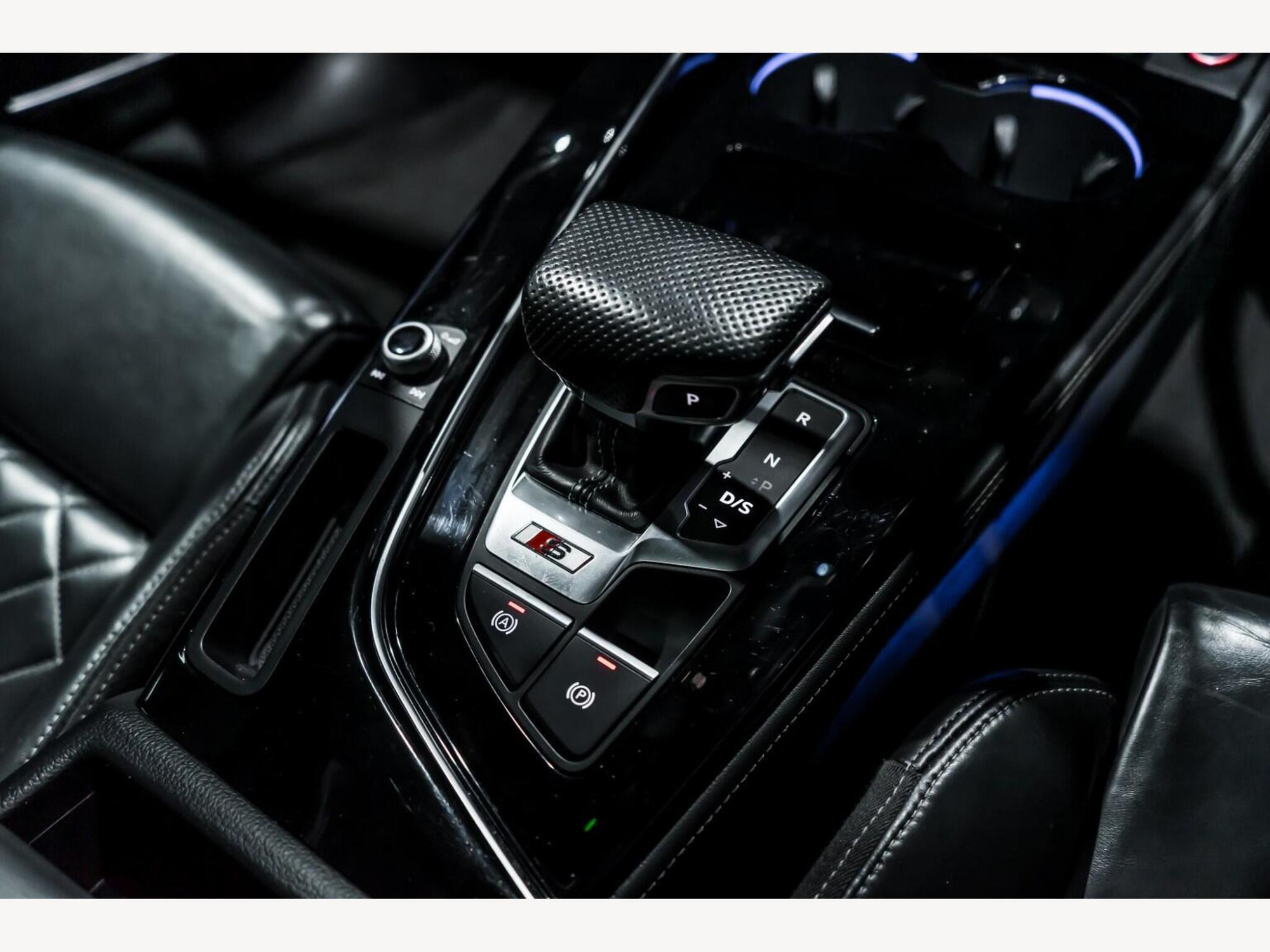 2020 Audi S5 image 17