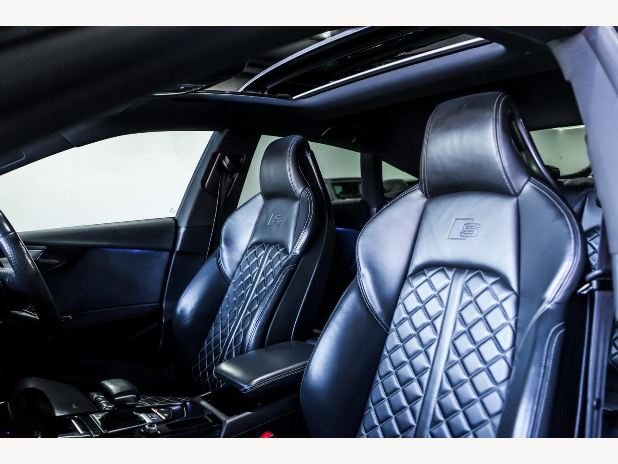 2020 Audi S5 image 9