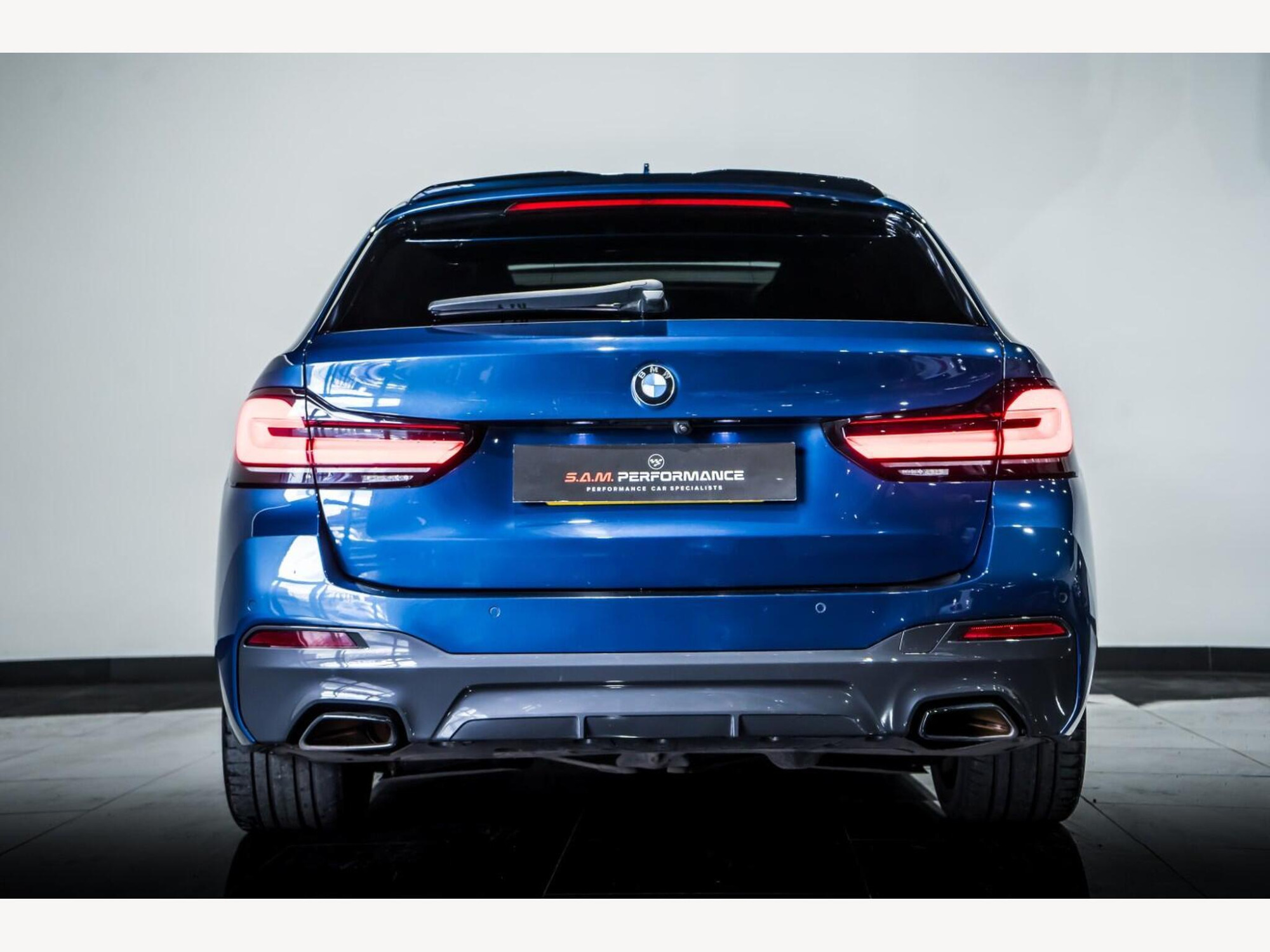 2021 BMW 5 SERIES image 6