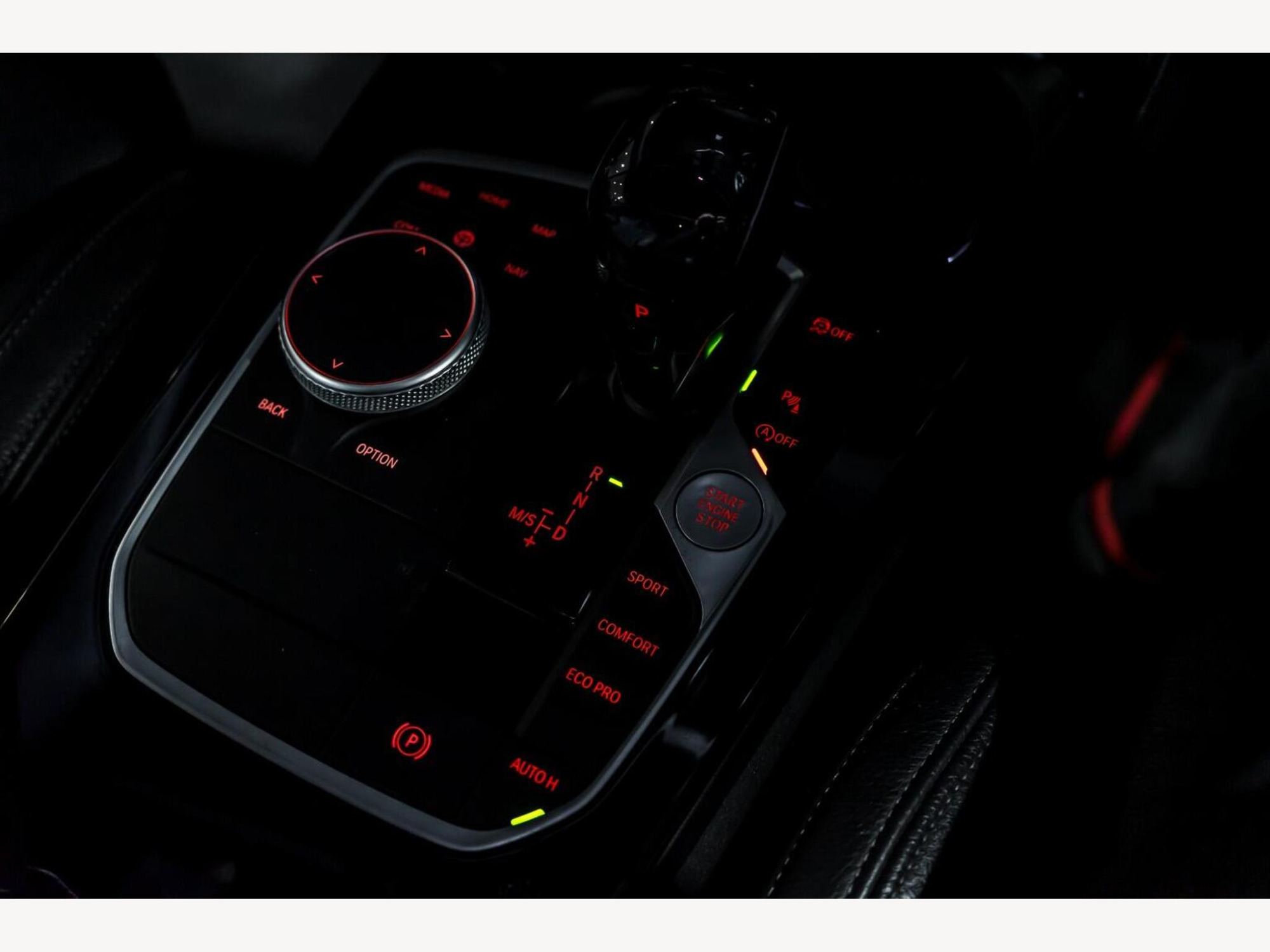 2020 BMW 1 SERIES image 16