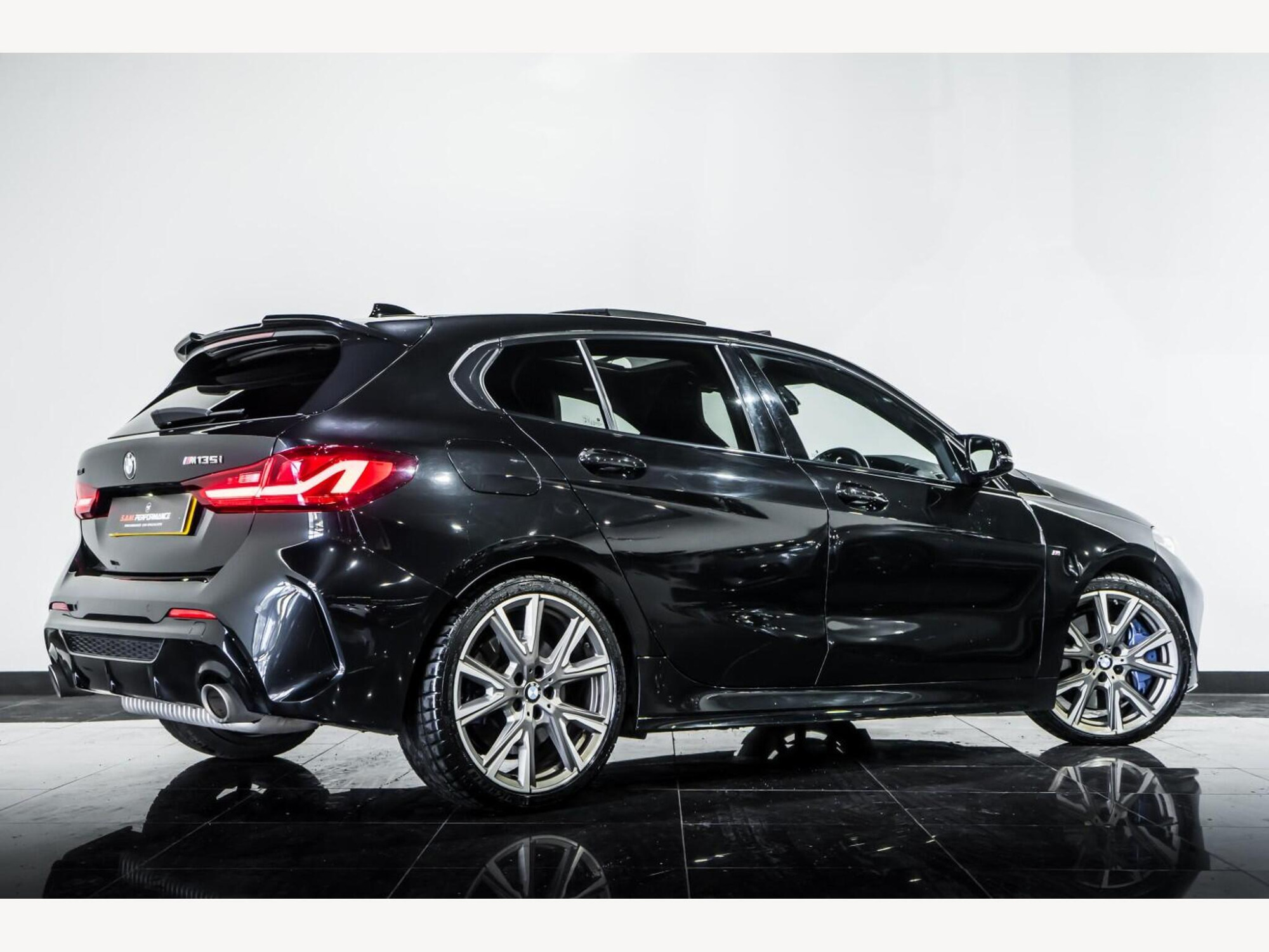 2020 BMW 1 SERIES image 3