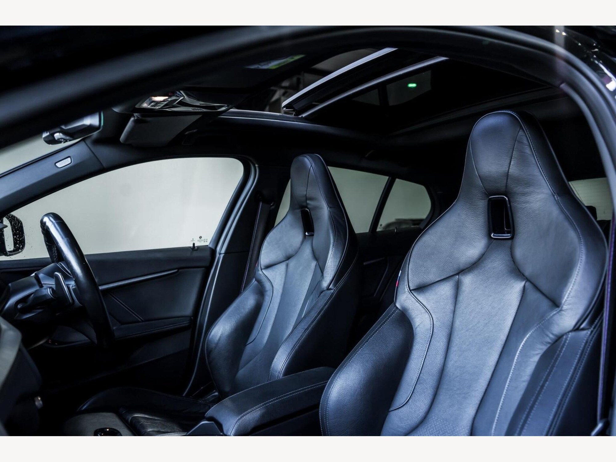 2020 BMW 1 SERIES image 13