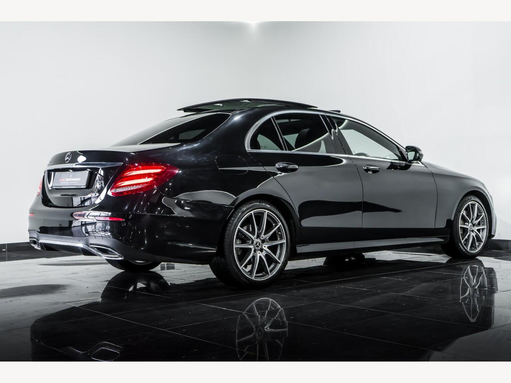 2019 Mercedes-Benz E CLASS image 6