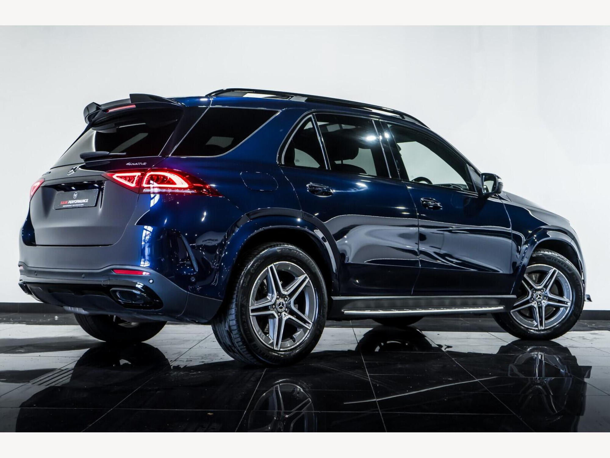 2020 Mercedes-Benz GLE image 3