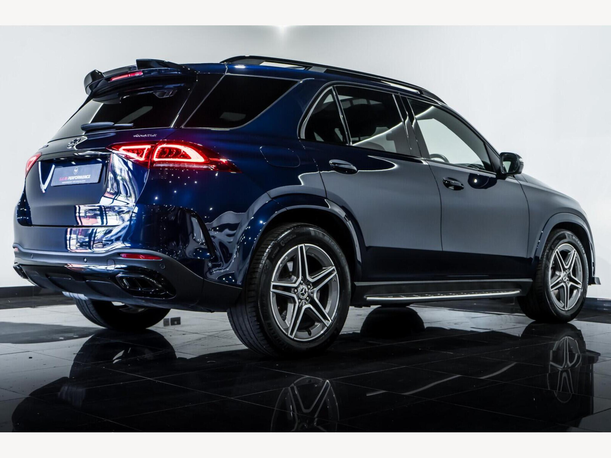 2020 Mercedes-Benz GLE image 6