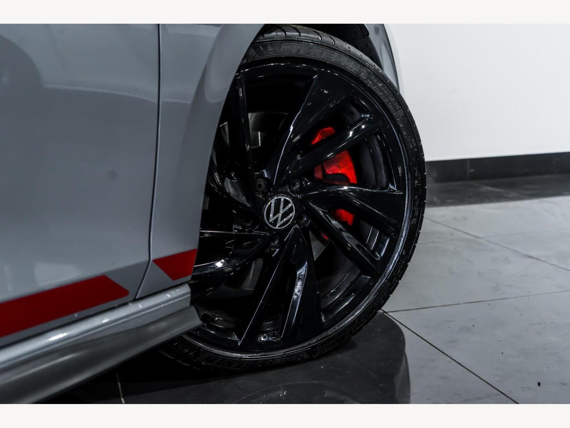 2020 Volkswagen GOLF image 9