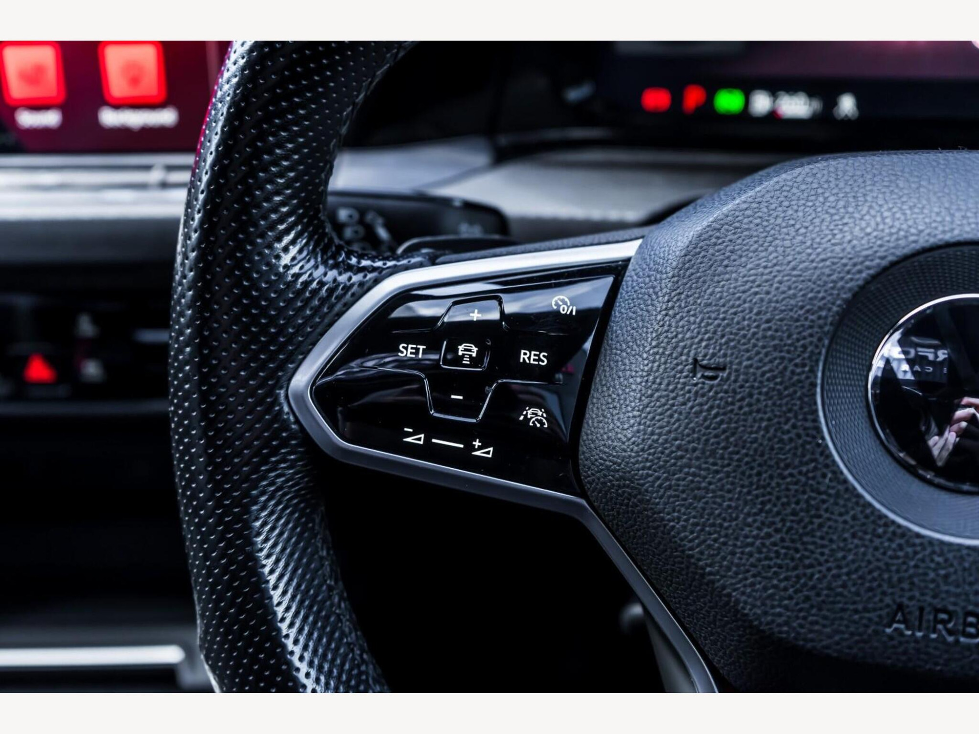 2020 Volkswagen GOLF image 18