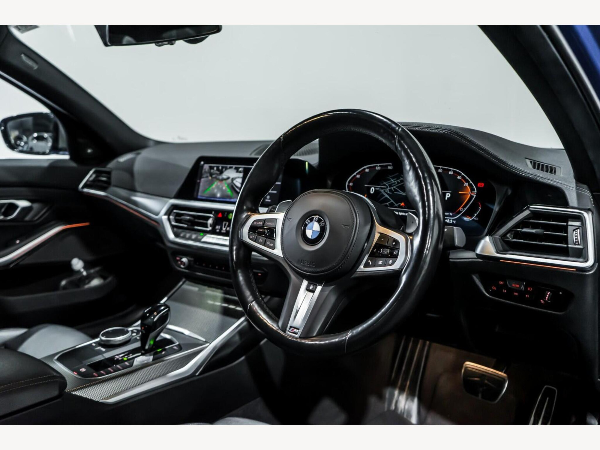 2020 BMW 3 SERIES image 9