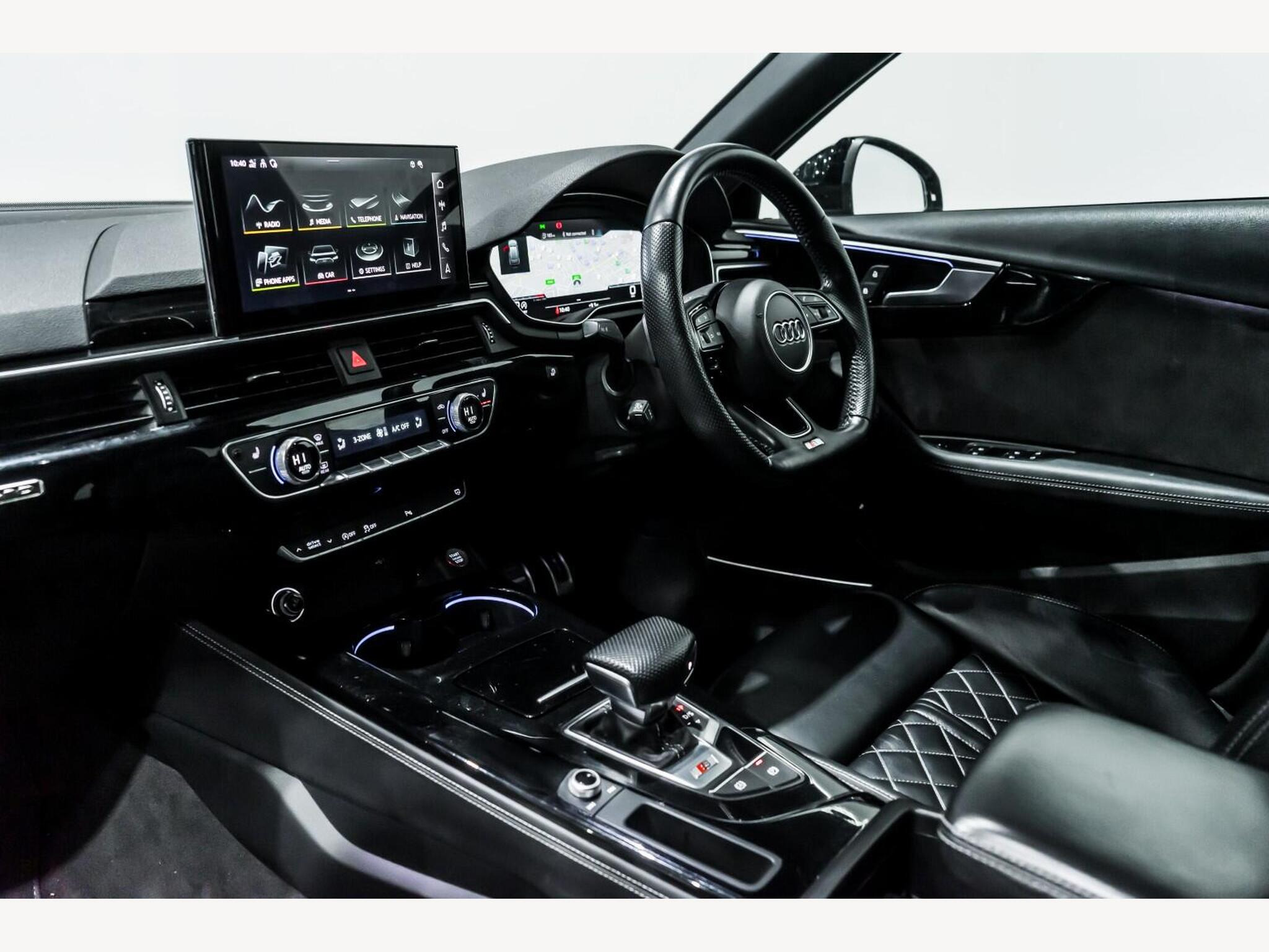 2020 Audi S4 AVANT image 10