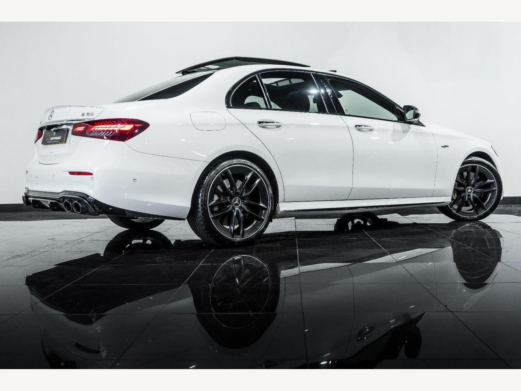 2020 Mercedes-Benz E CLASS image 3