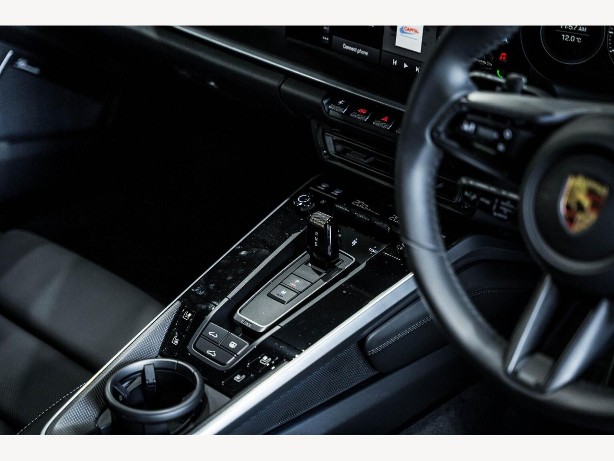 2023 Porsche 911 image 28