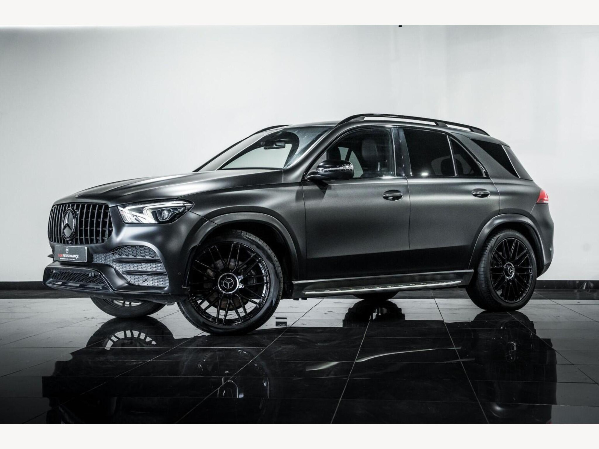 2019 Mercedes-Benz GLE image 2