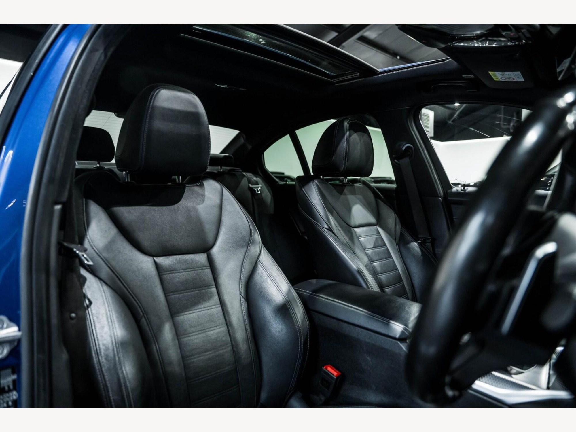 2020 BMW 3 SERIES image 11