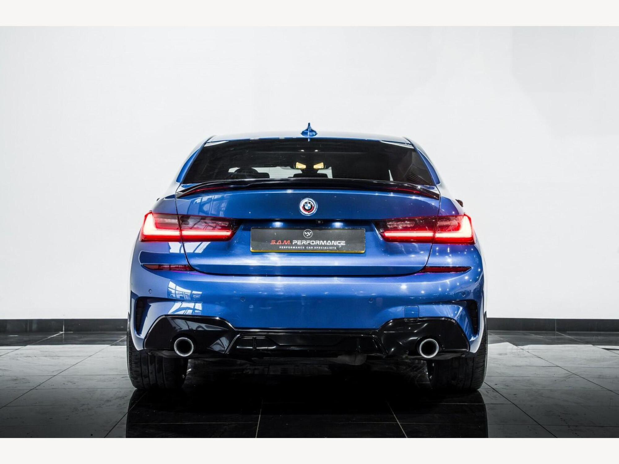 2020 BMW 3 SERIES image 8