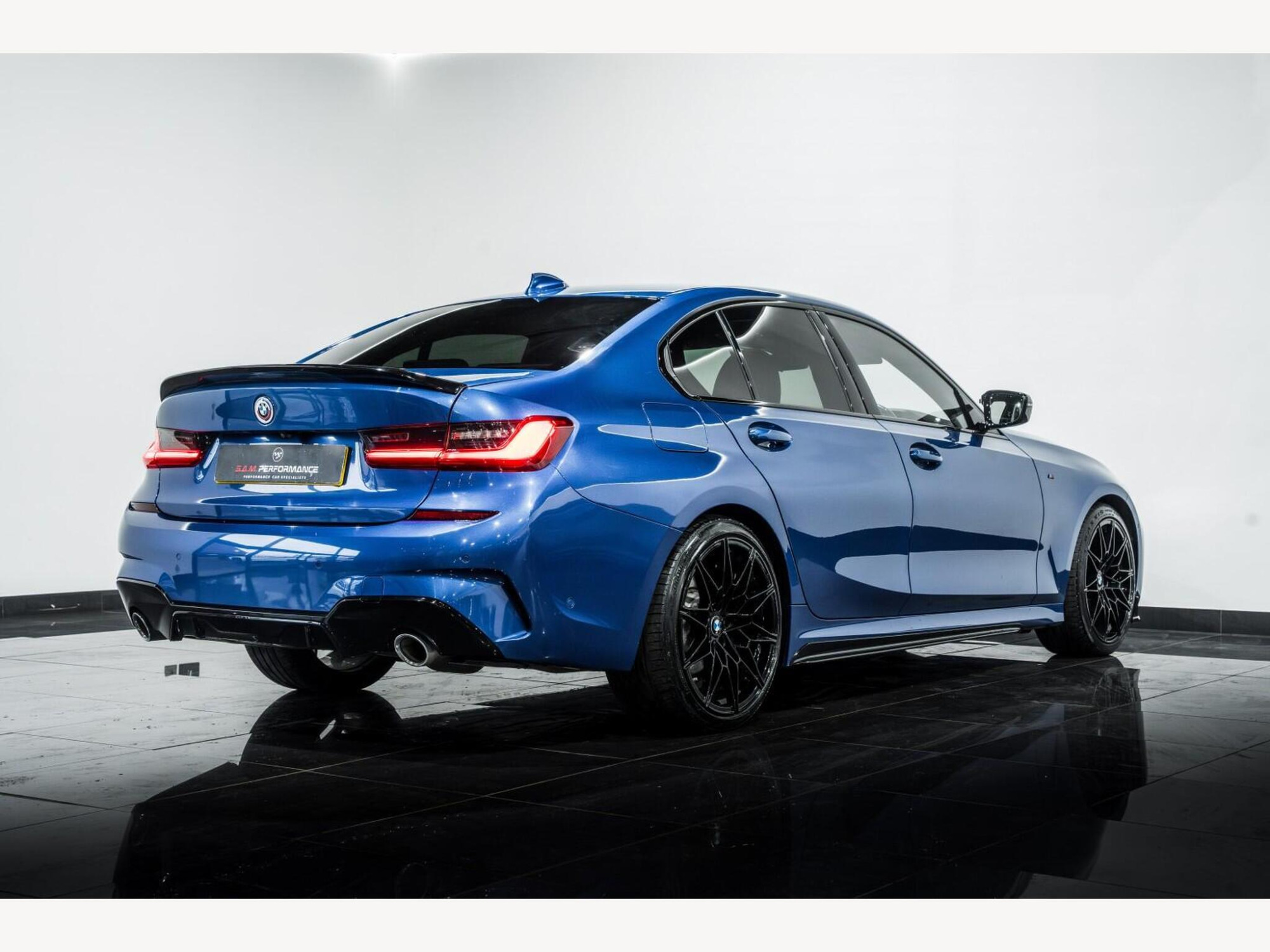 2020 BMW 3 SERIES image 7