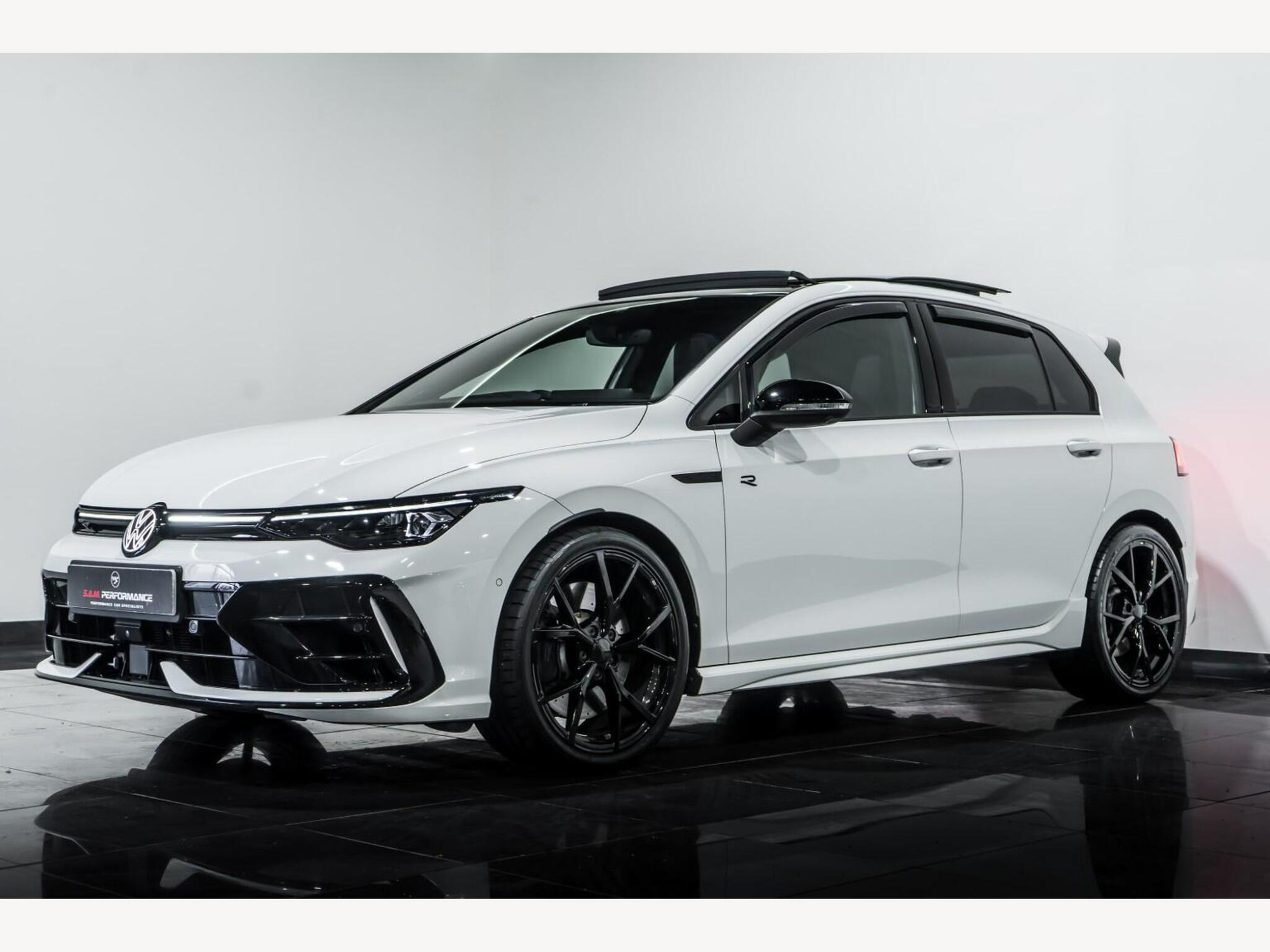 2025 Volkswagen GOLF image 5