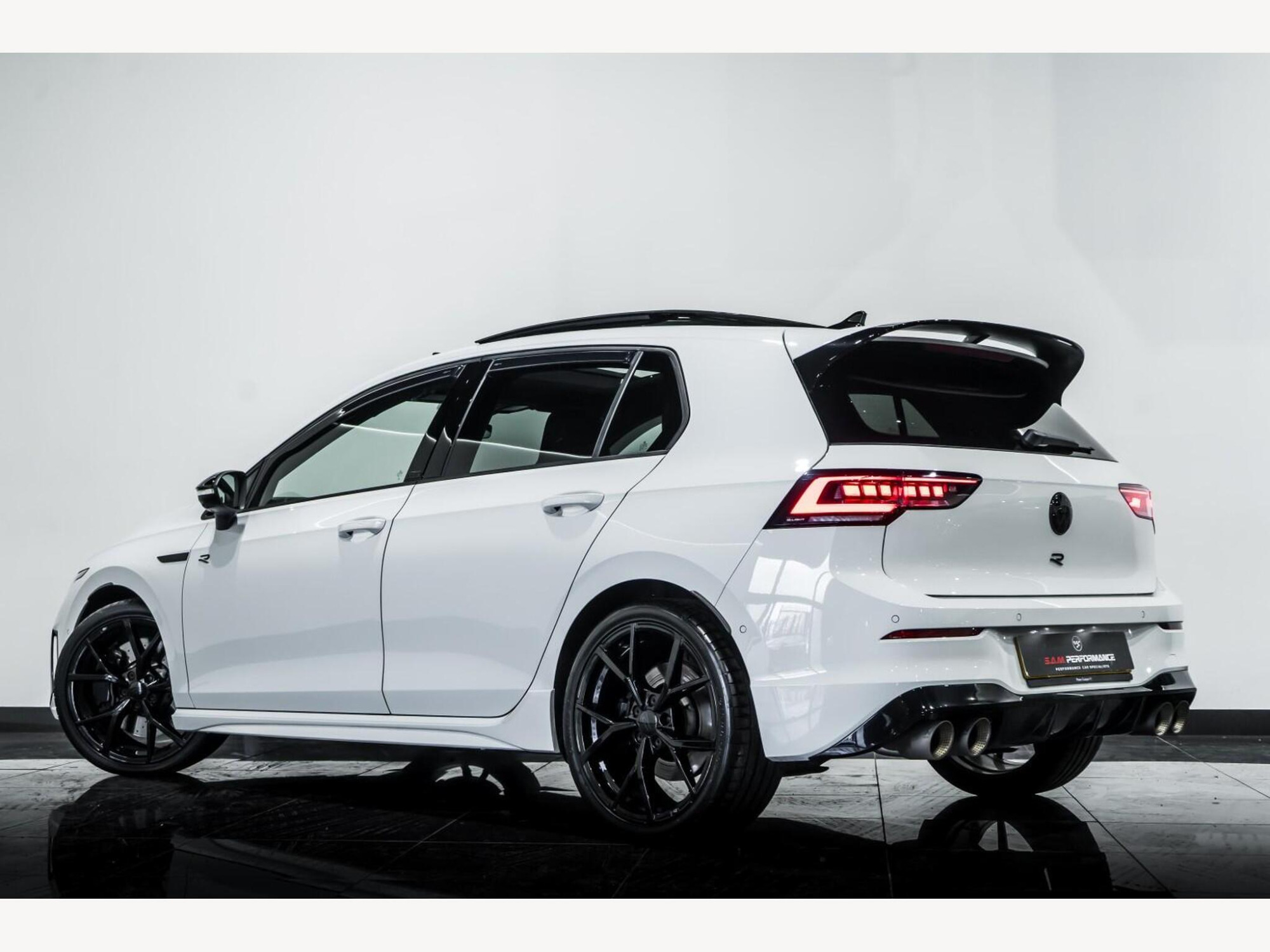 2025 Volkswagen GOLF image 4