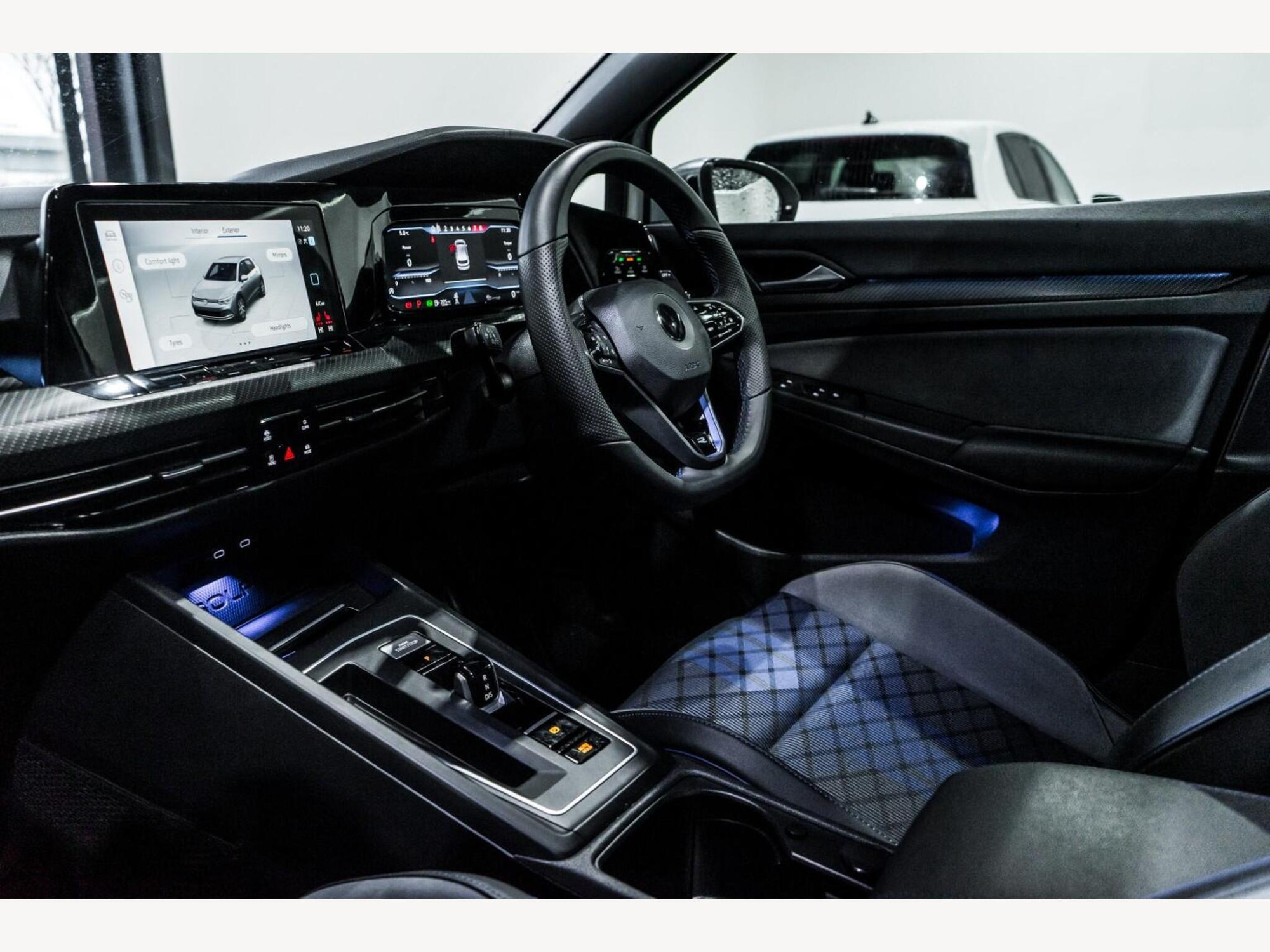 2022 Volkswagen GOLF image 19