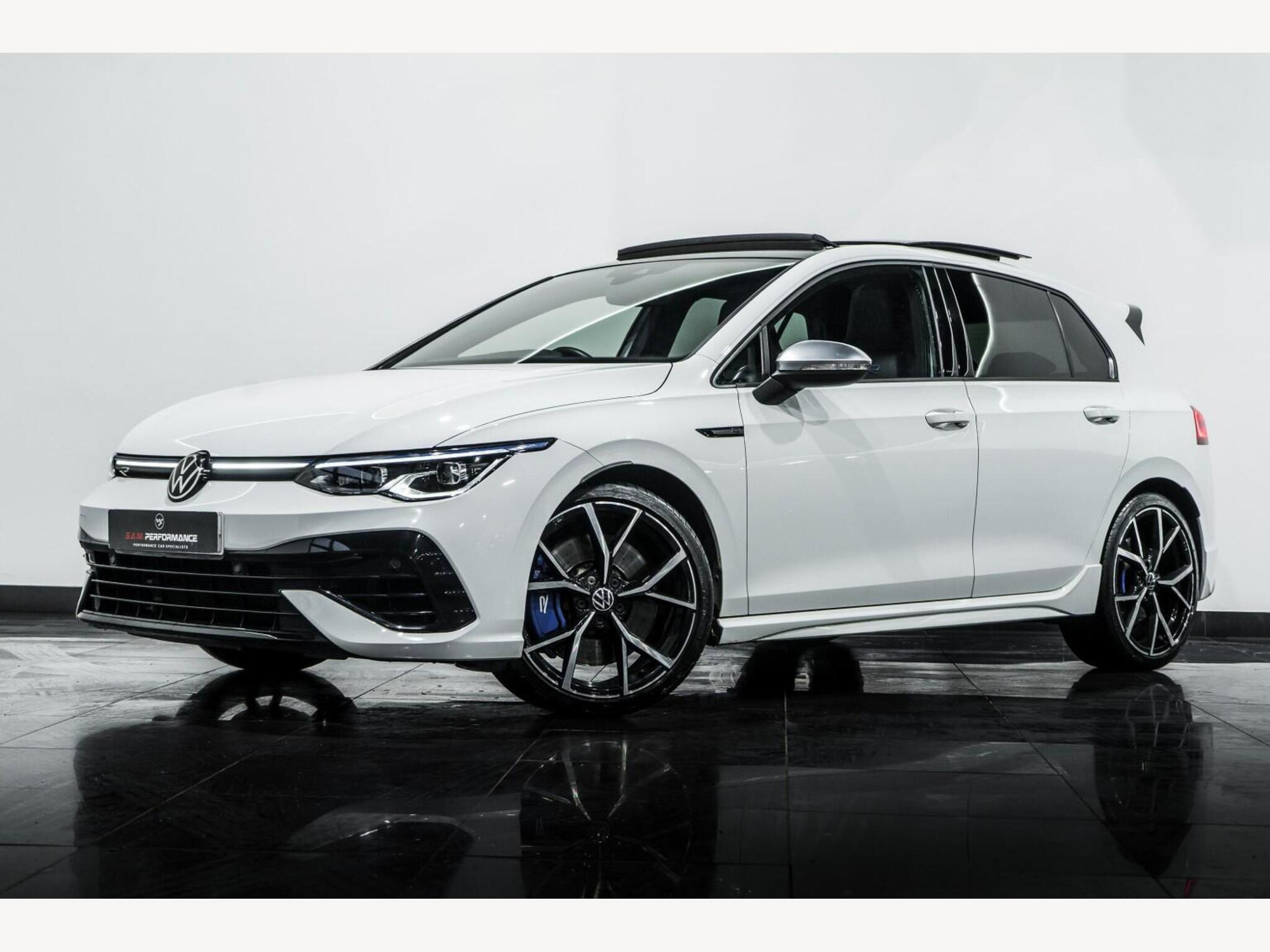 2022 Volkswagen GOLF image 2