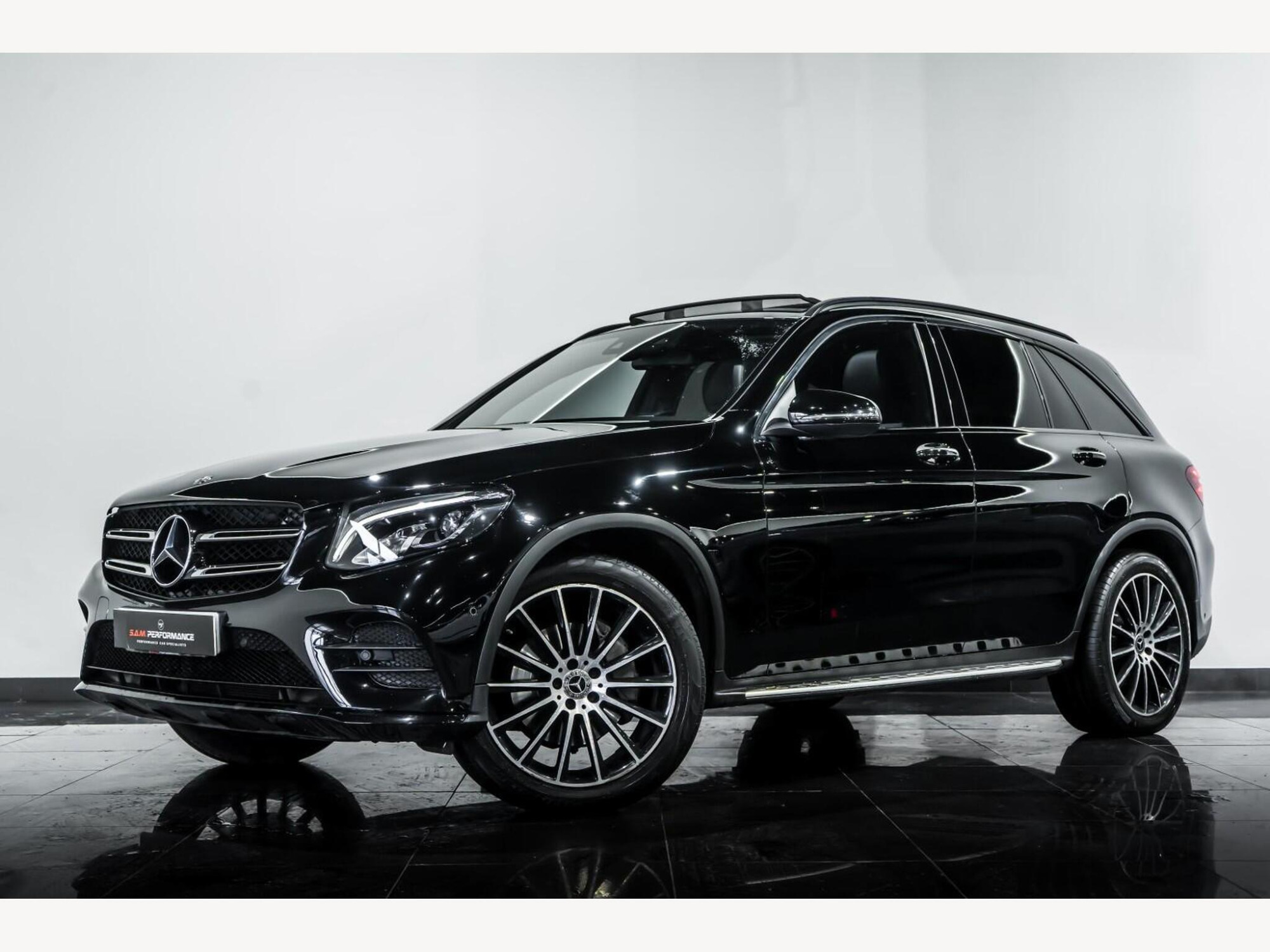 2017 Mercedes-Benz GLC image 2