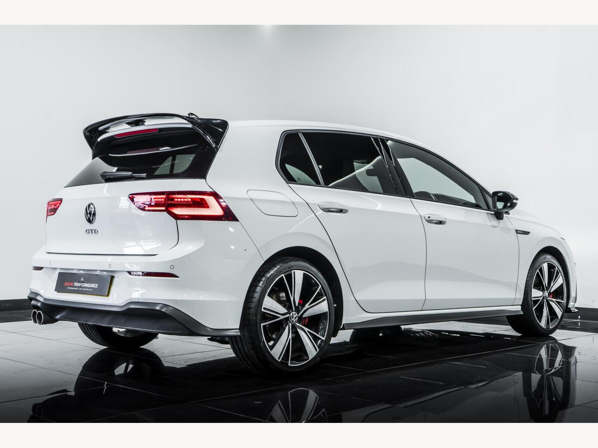 2022 Volkswagen GOLF image 11