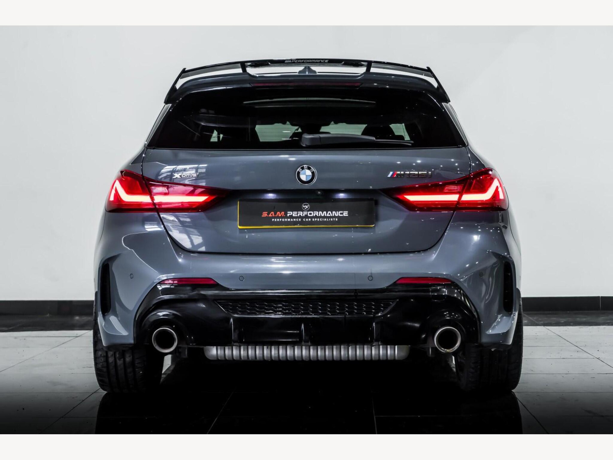 2021 BMW 1 SERIES image 8