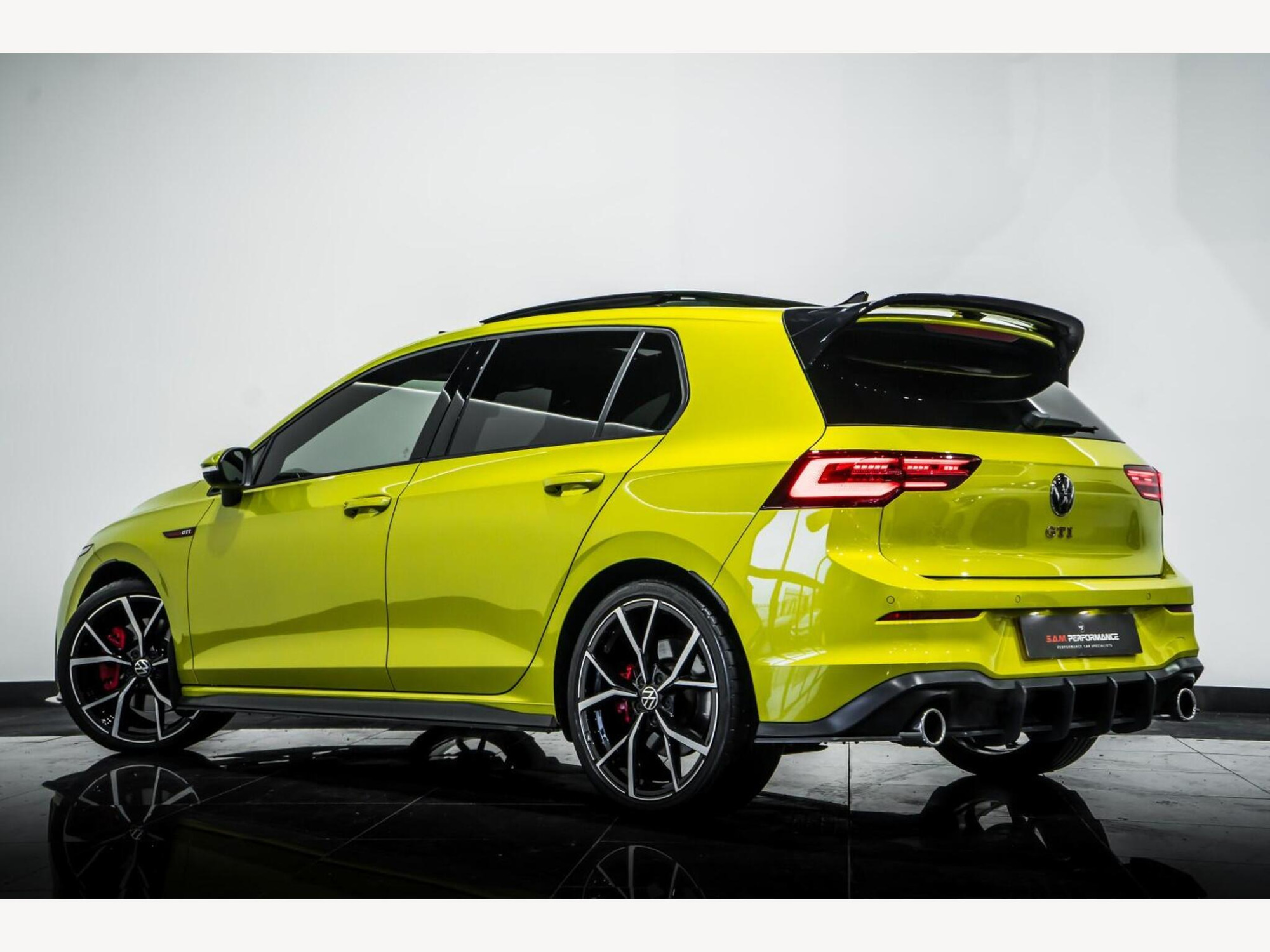 2023 Volkswagen GOLF image 4