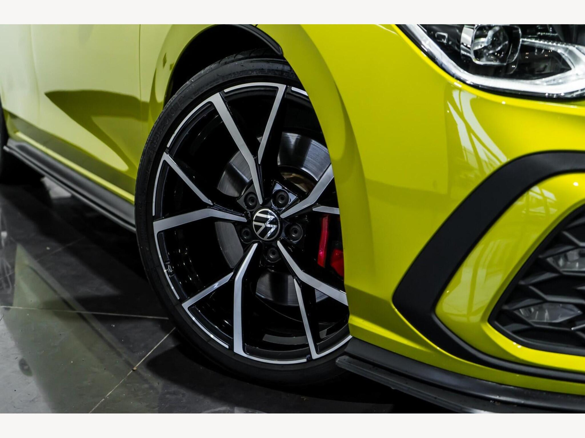 2023 Volkswagen GOLF image 10