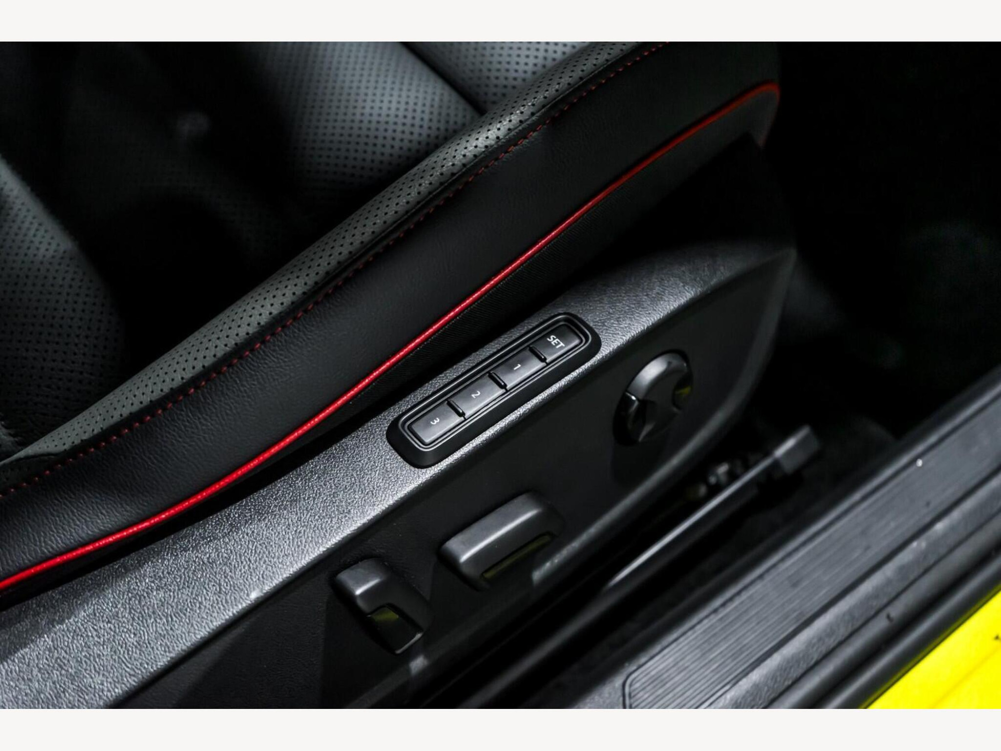 2023 Volkswagen GOLF image 21