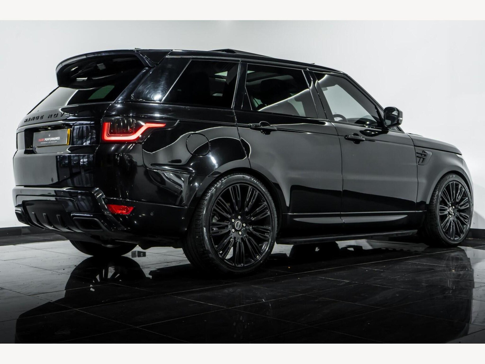 2018 Land Rover RANGE ROVER SPORT image 6