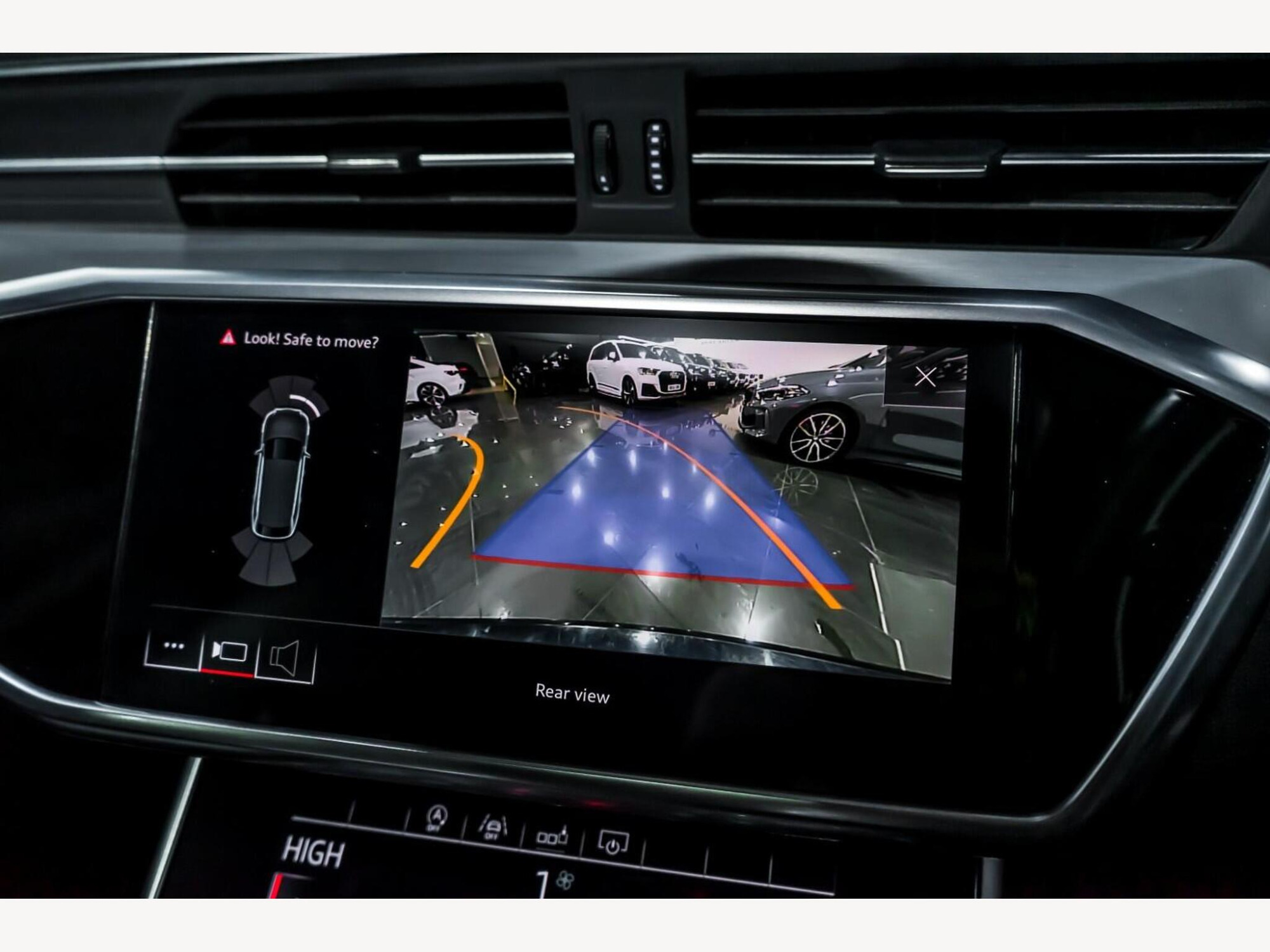 2019 Audi A6 AVANT image 16