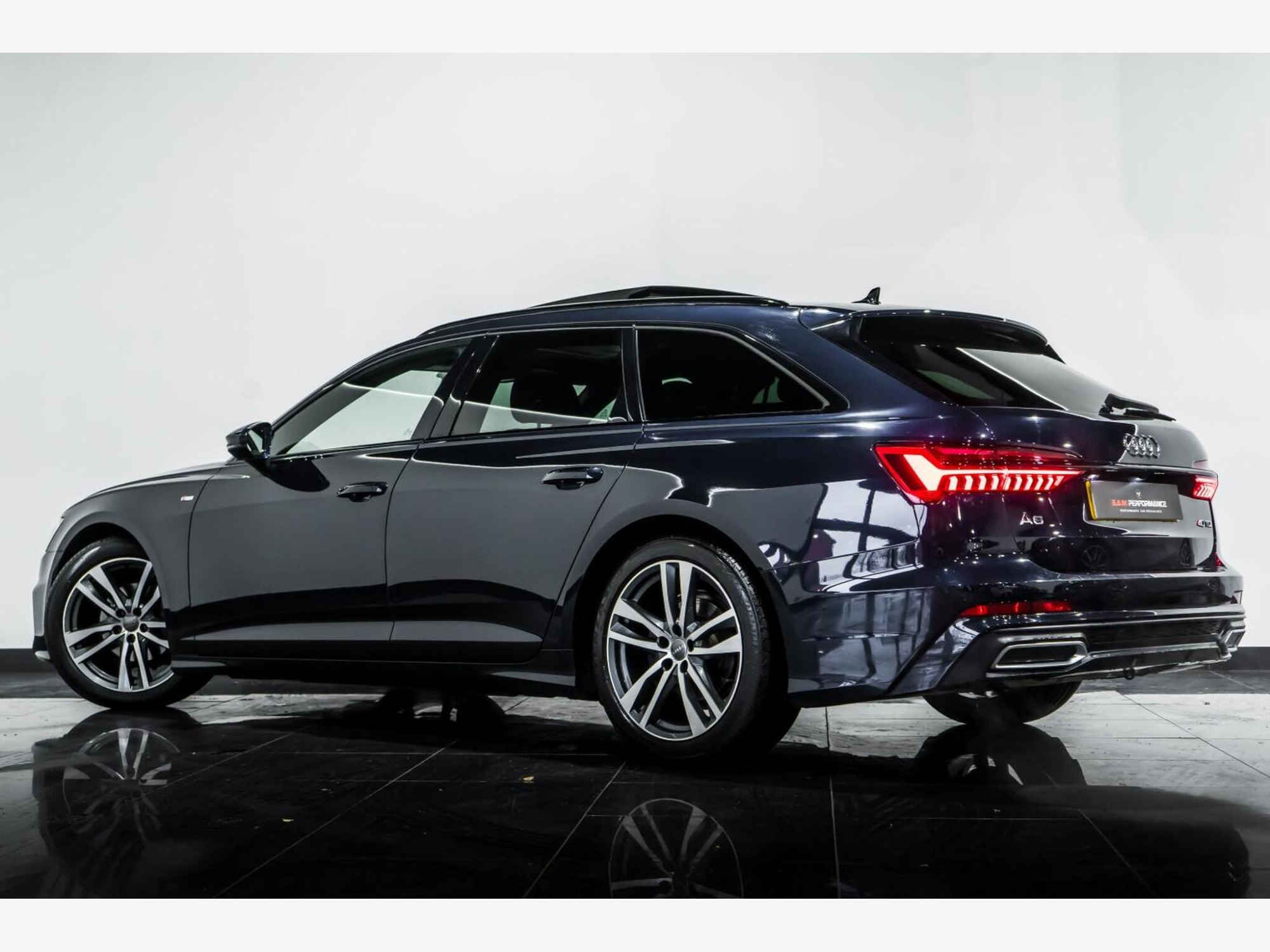 2019 Audi A6 AVANT image 4