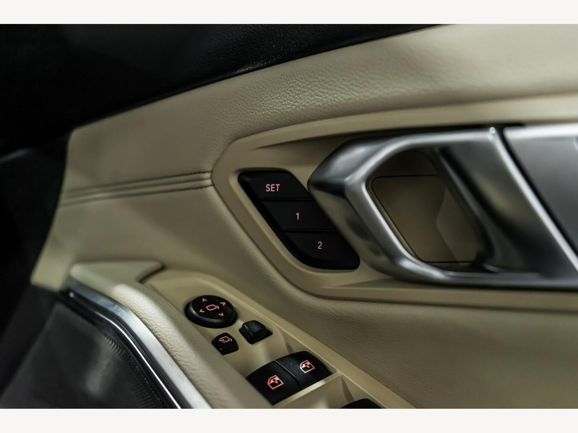 2019 BMW 3 SERIES image 17
