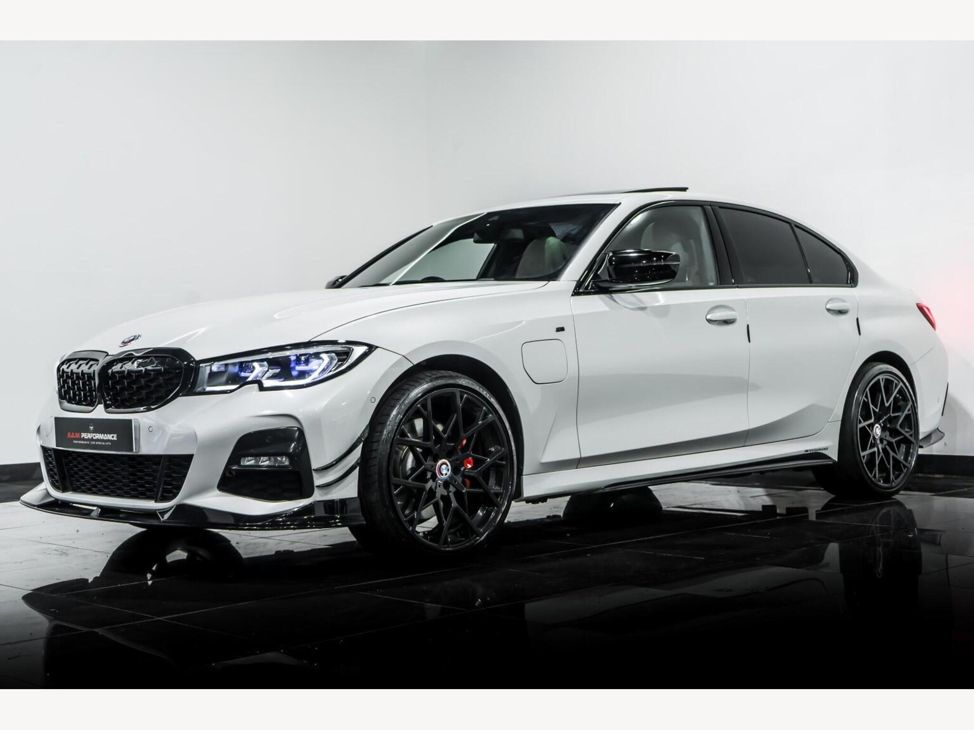 2019 BMW 3 SERIES image 5