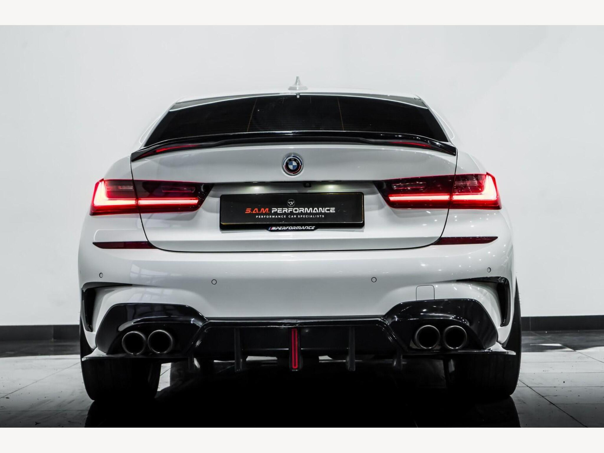 2019 BMW 3 SERIES image 8